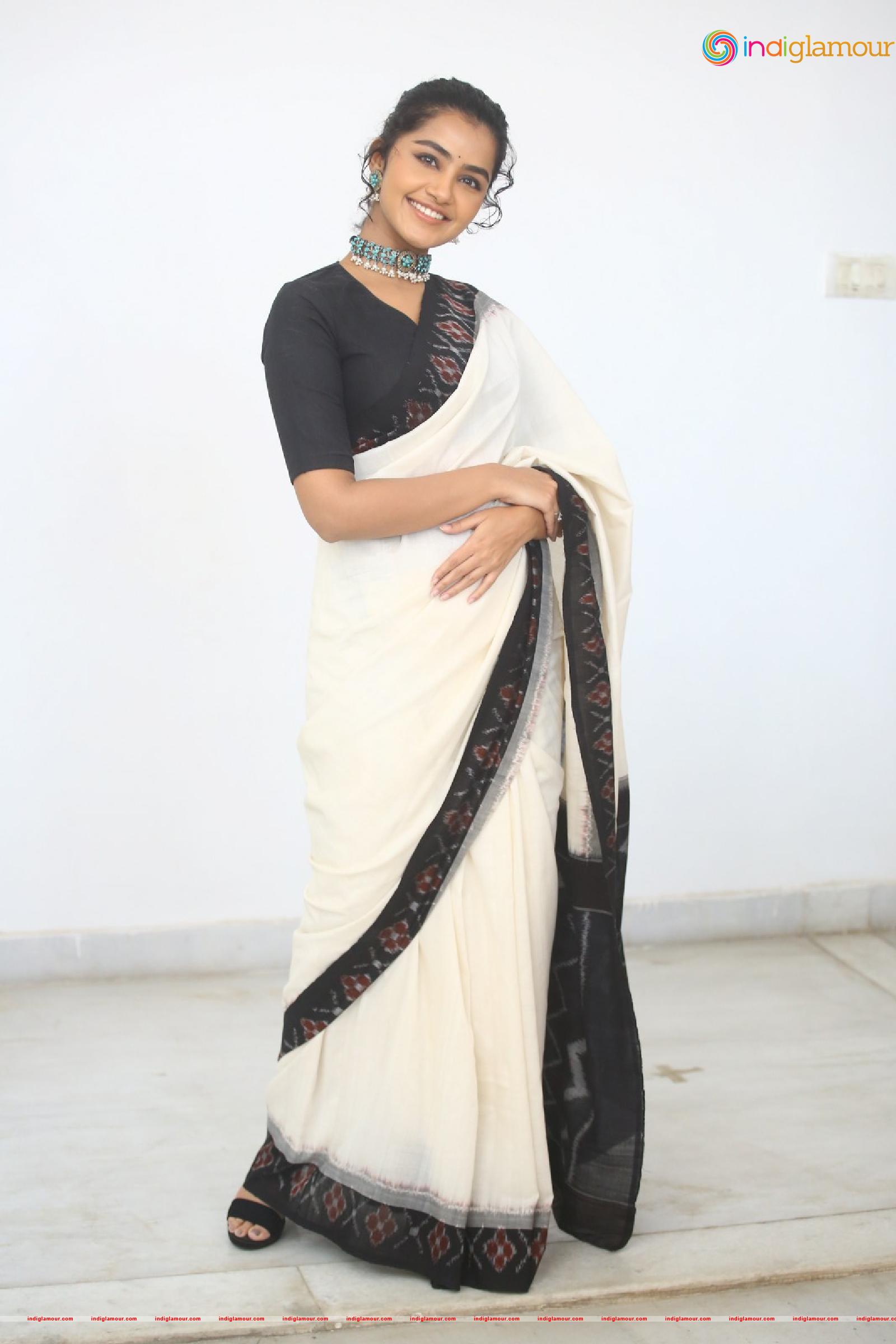 Anupama Parameswaran Actress hd photo