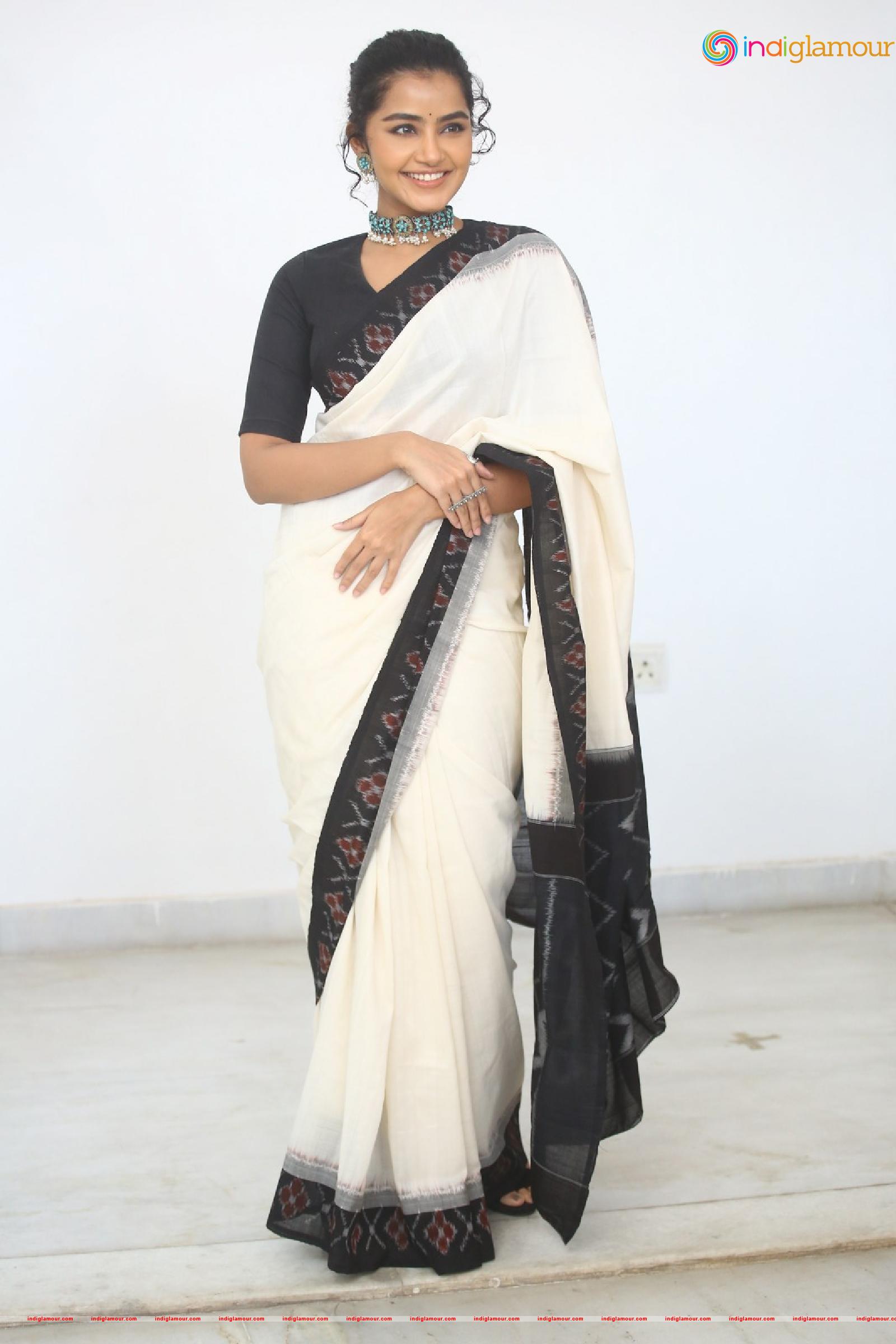 Anupama Parameswaran Actress hd photo