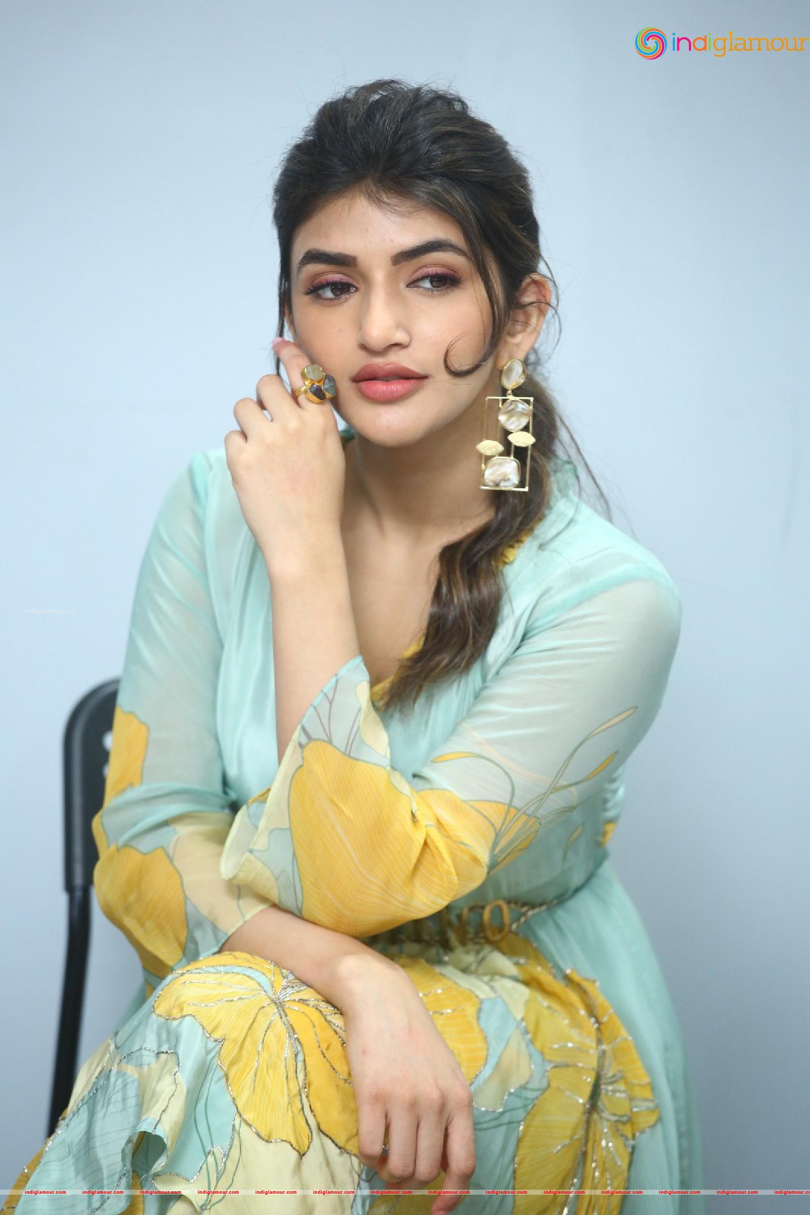Sreeleela Actress hd photo