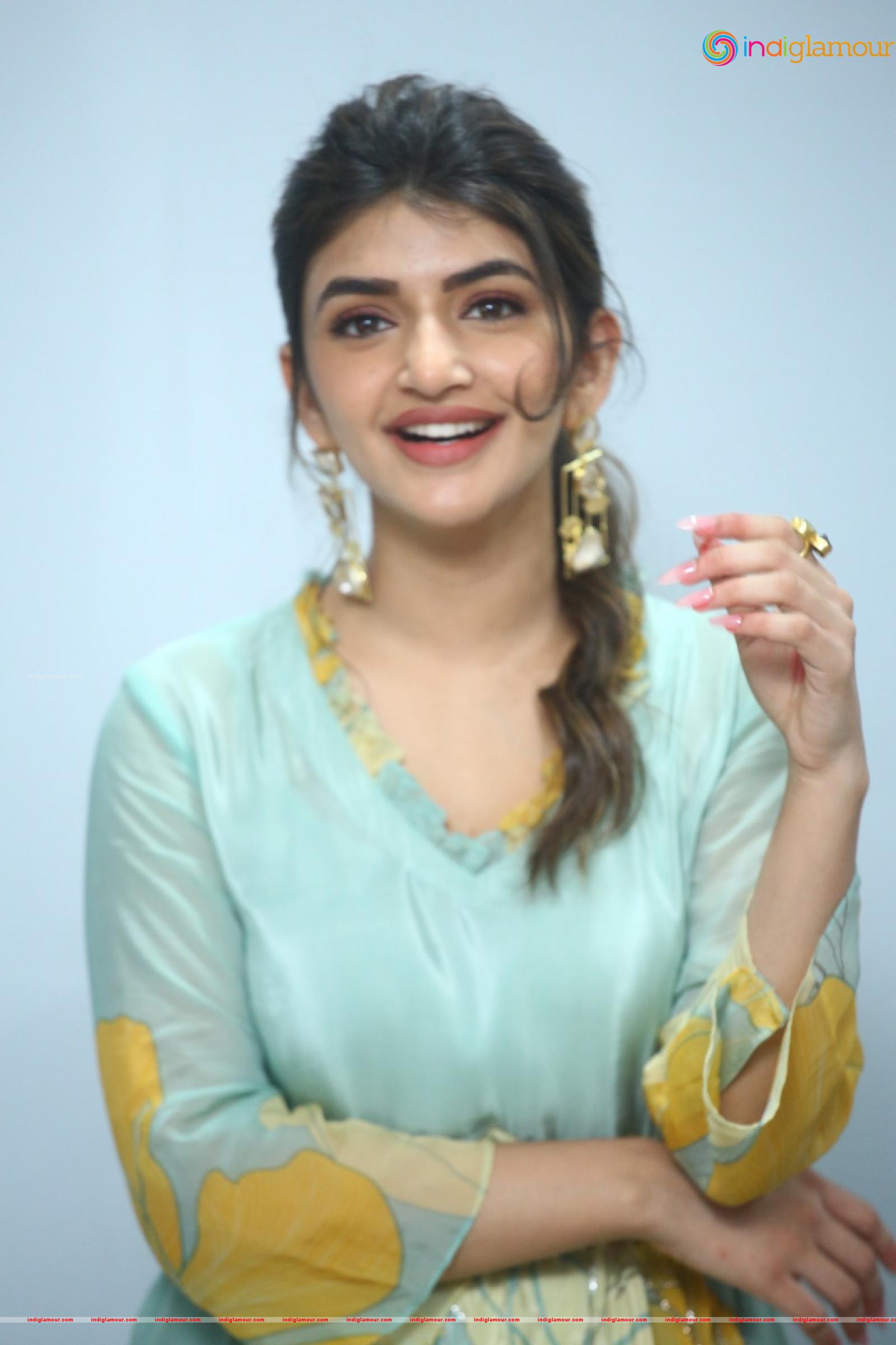 Sreeleela Actress hd photo