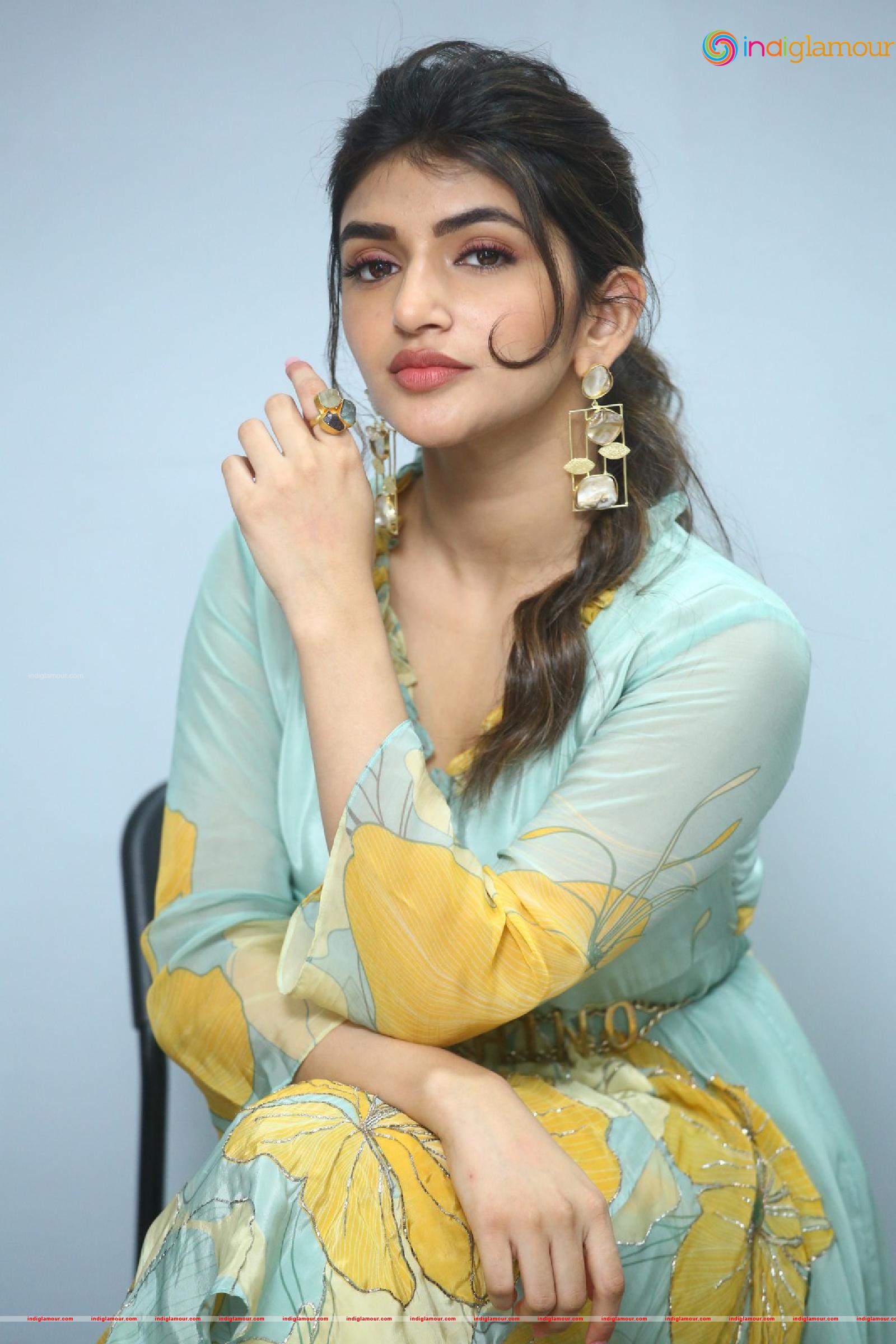 Sreeleela Actress hd photo