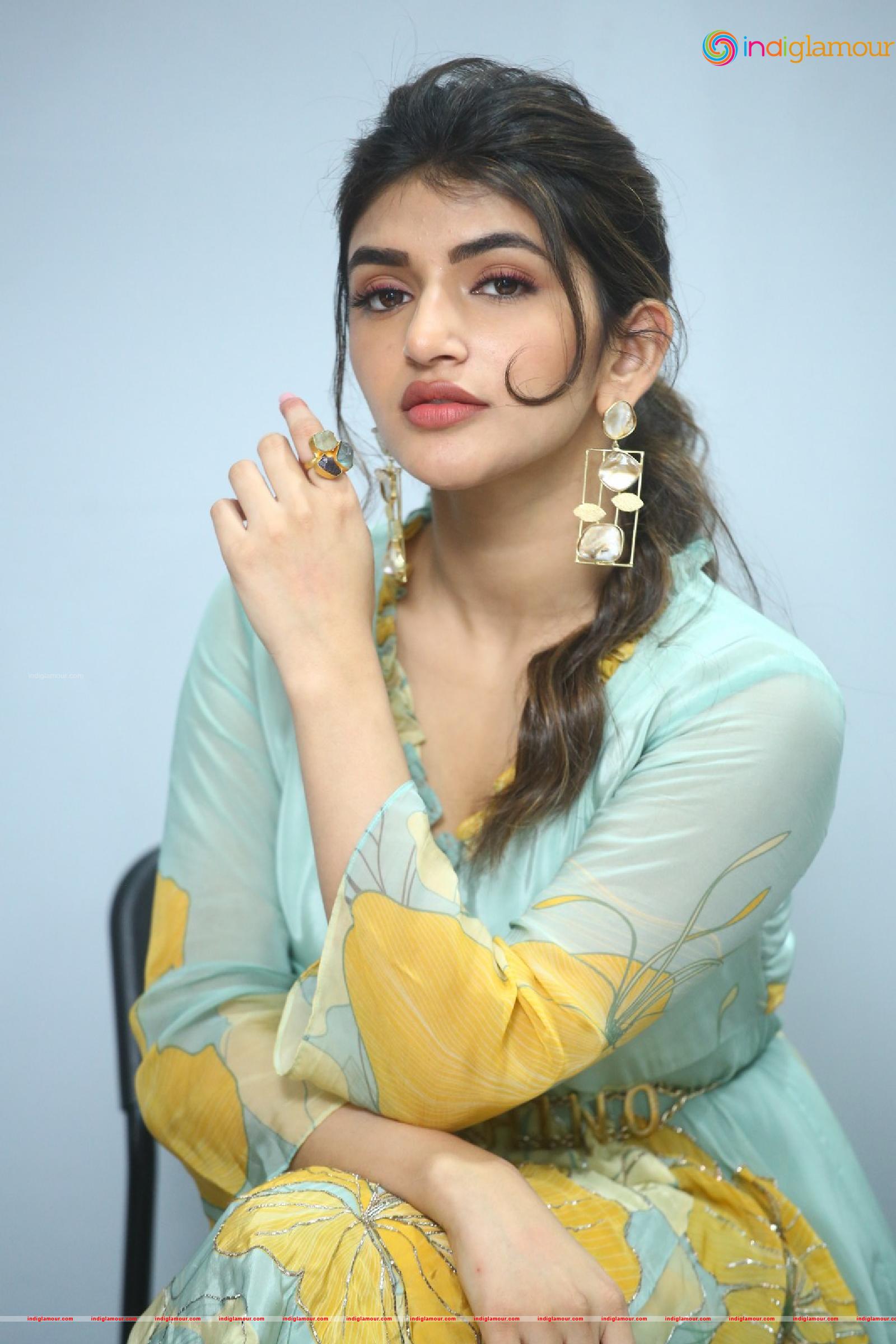 Sreeleela Actress hd photo