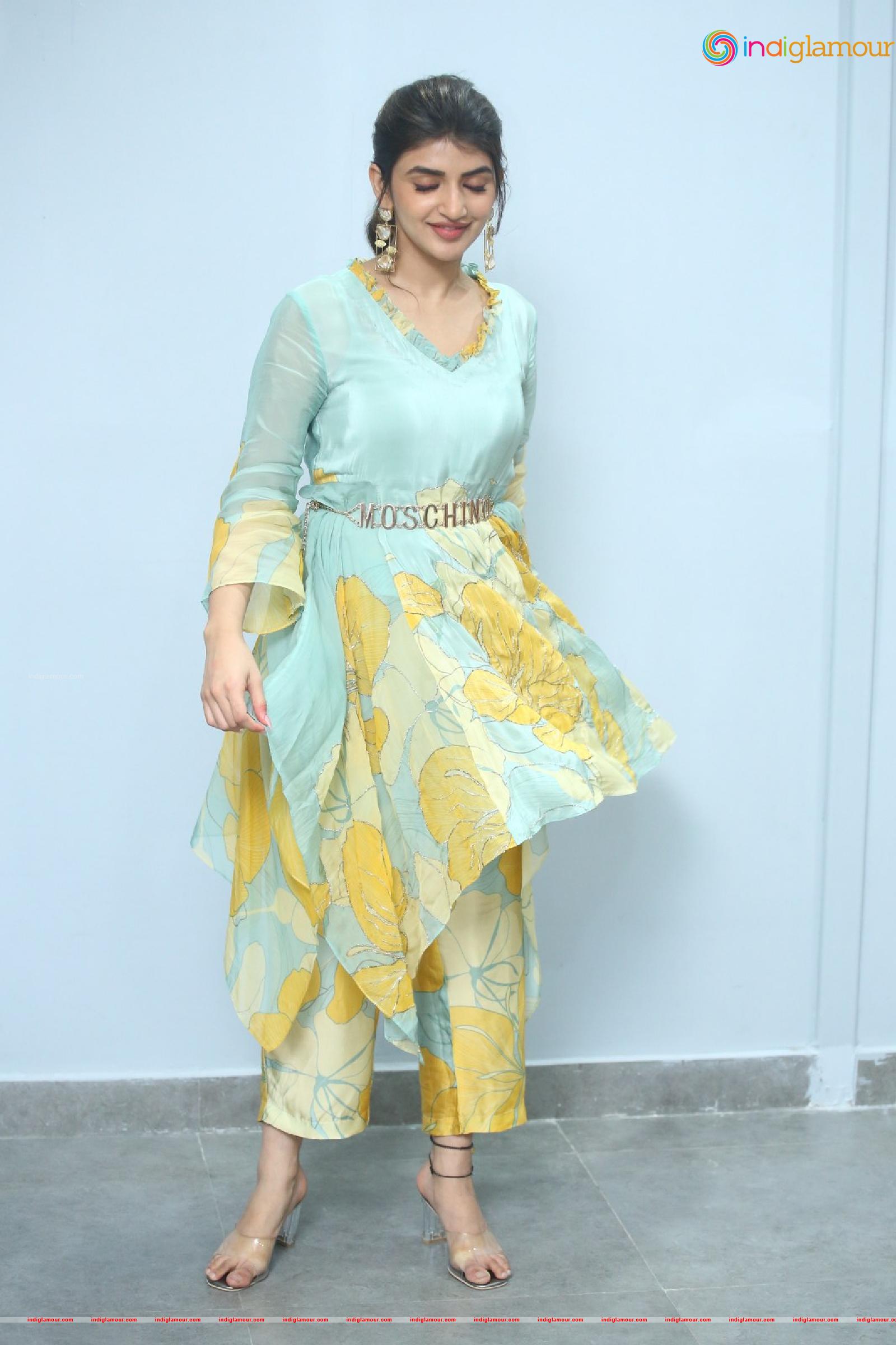 Sreeleela Actress hd photo