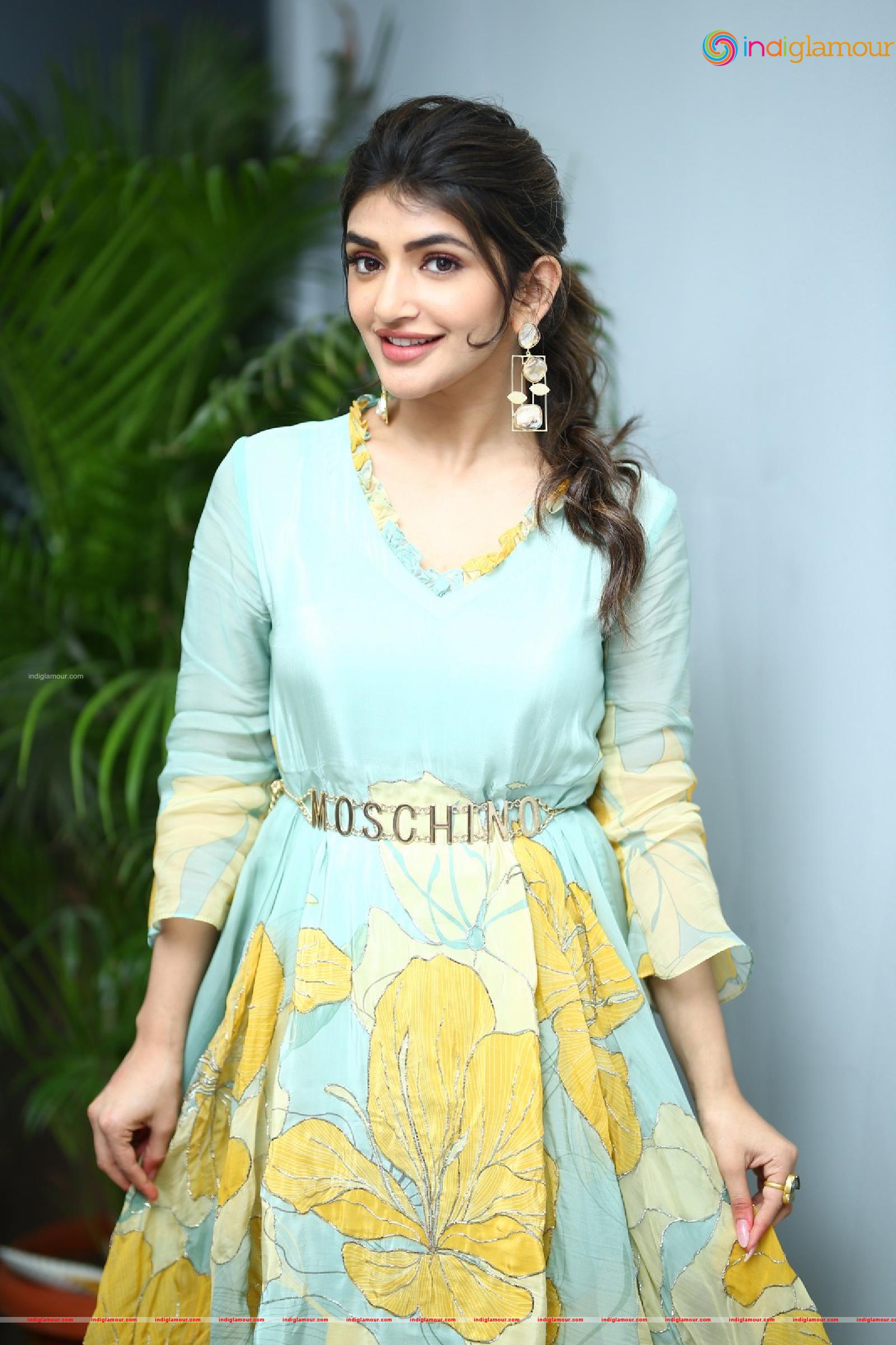 Sreeleela Actress hd photo