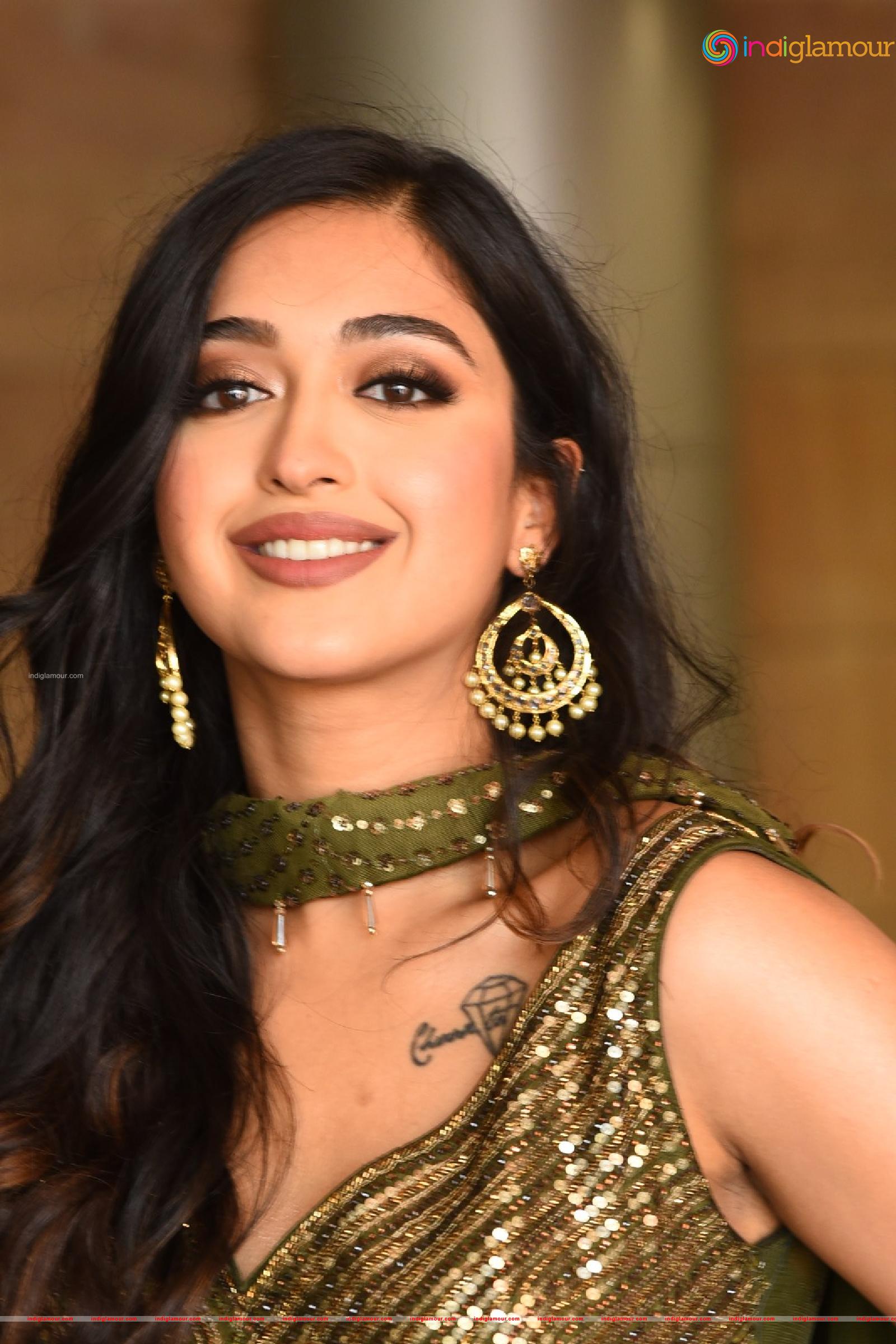 Gayatri Bhardwaj Actress hd photo