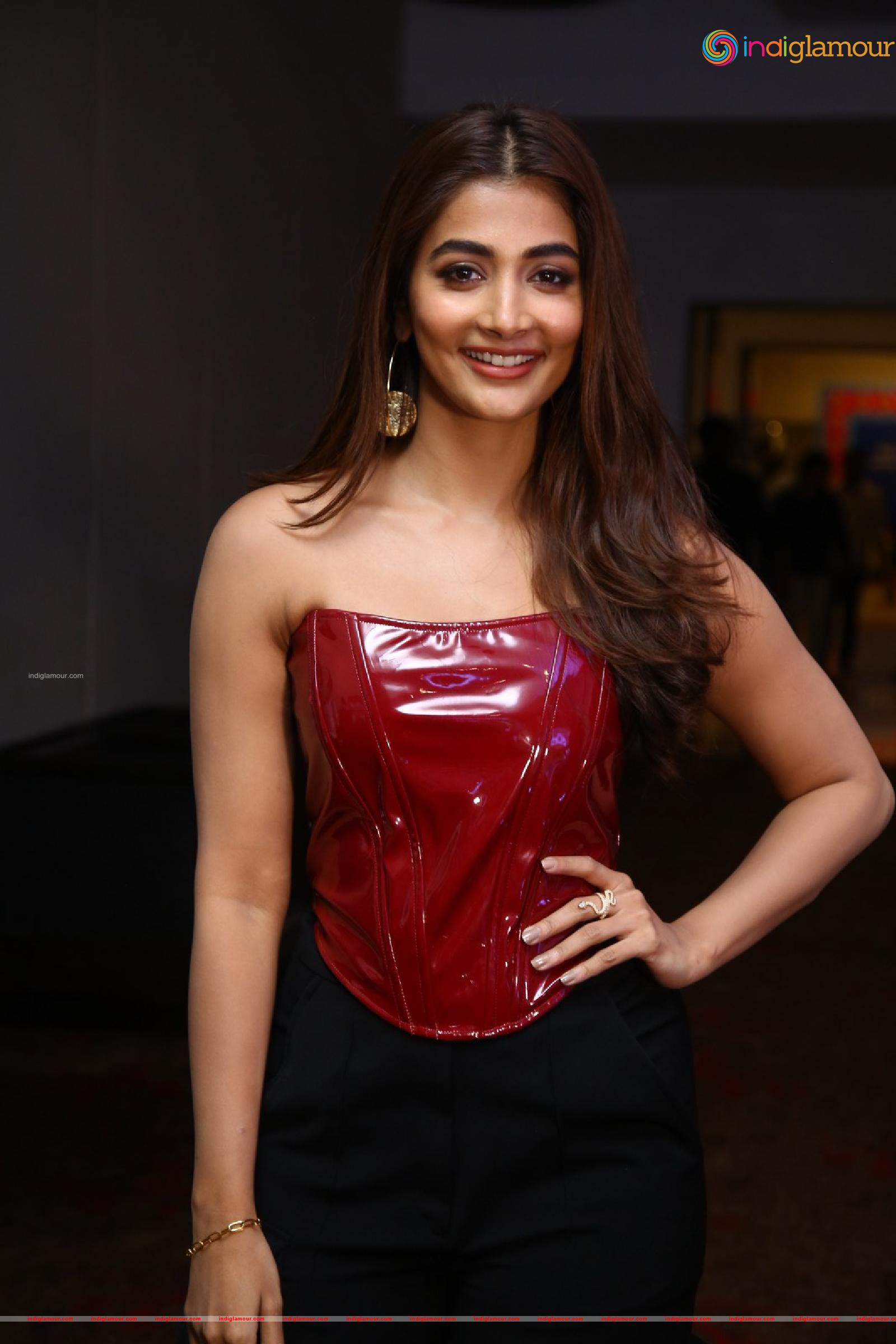 Pooja Hegde Actress hd photo