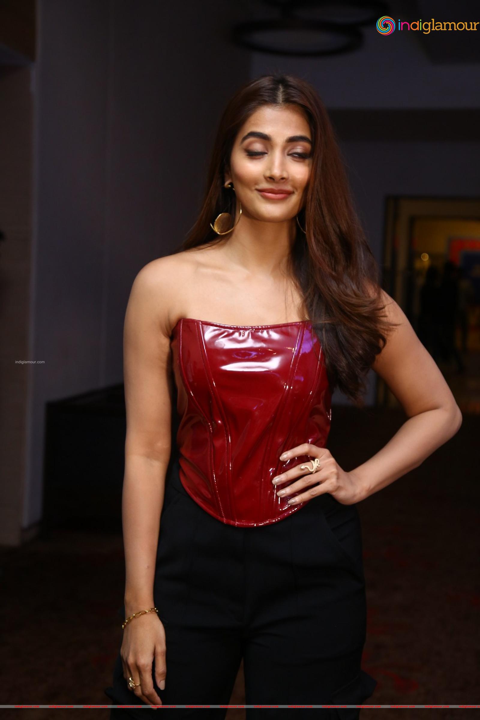 Pooja Hegde Actress hd photo