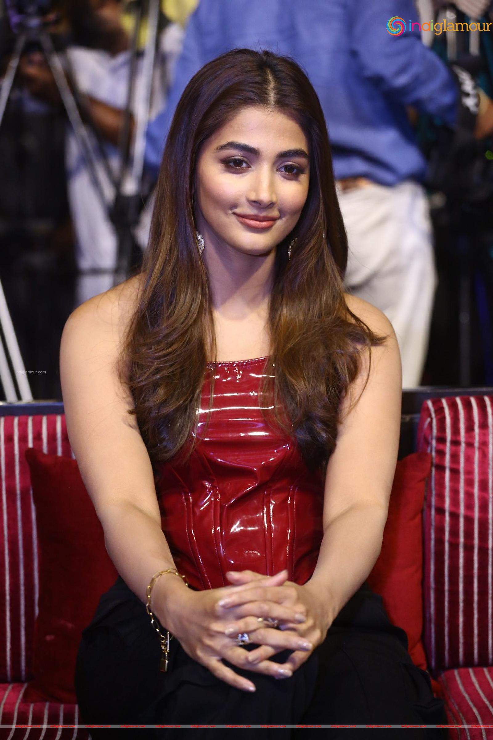 Pooja Hegde Actress hd photo