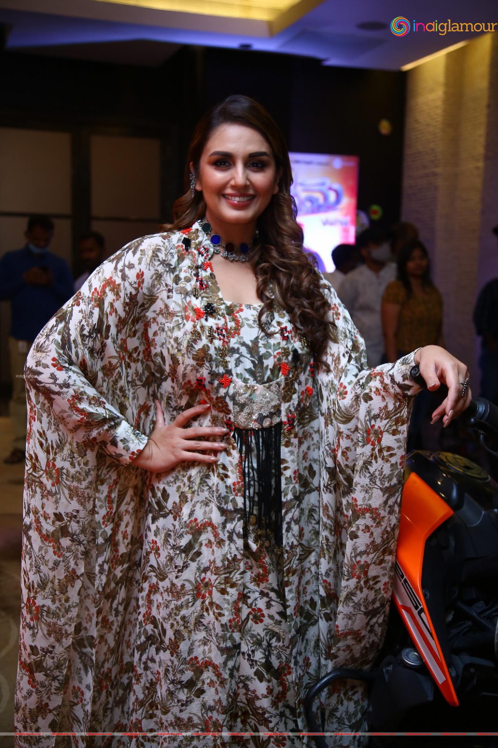 Huma Qureshi Actress hd photo