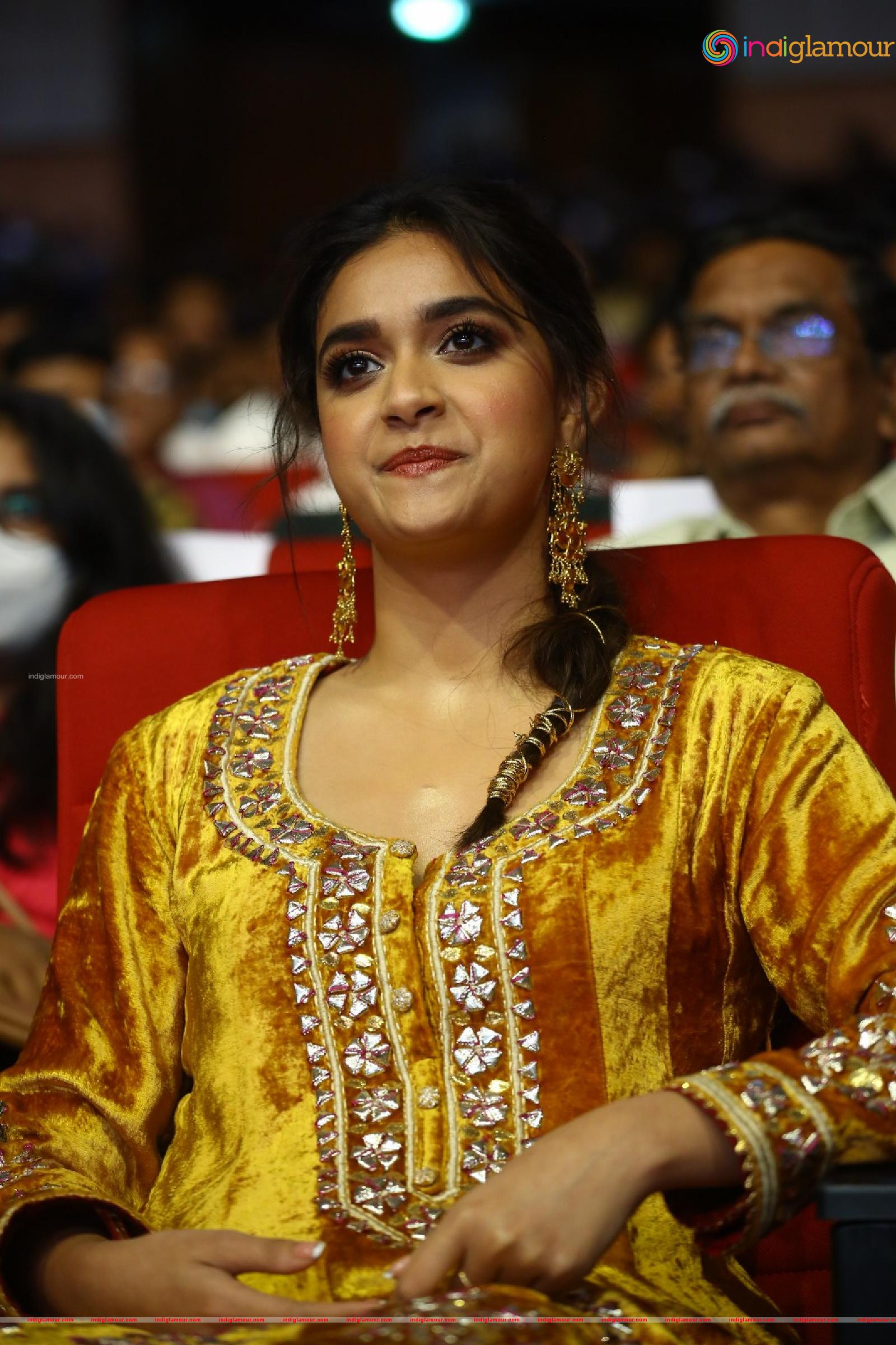 Keerthy Suresh Actress hd photo