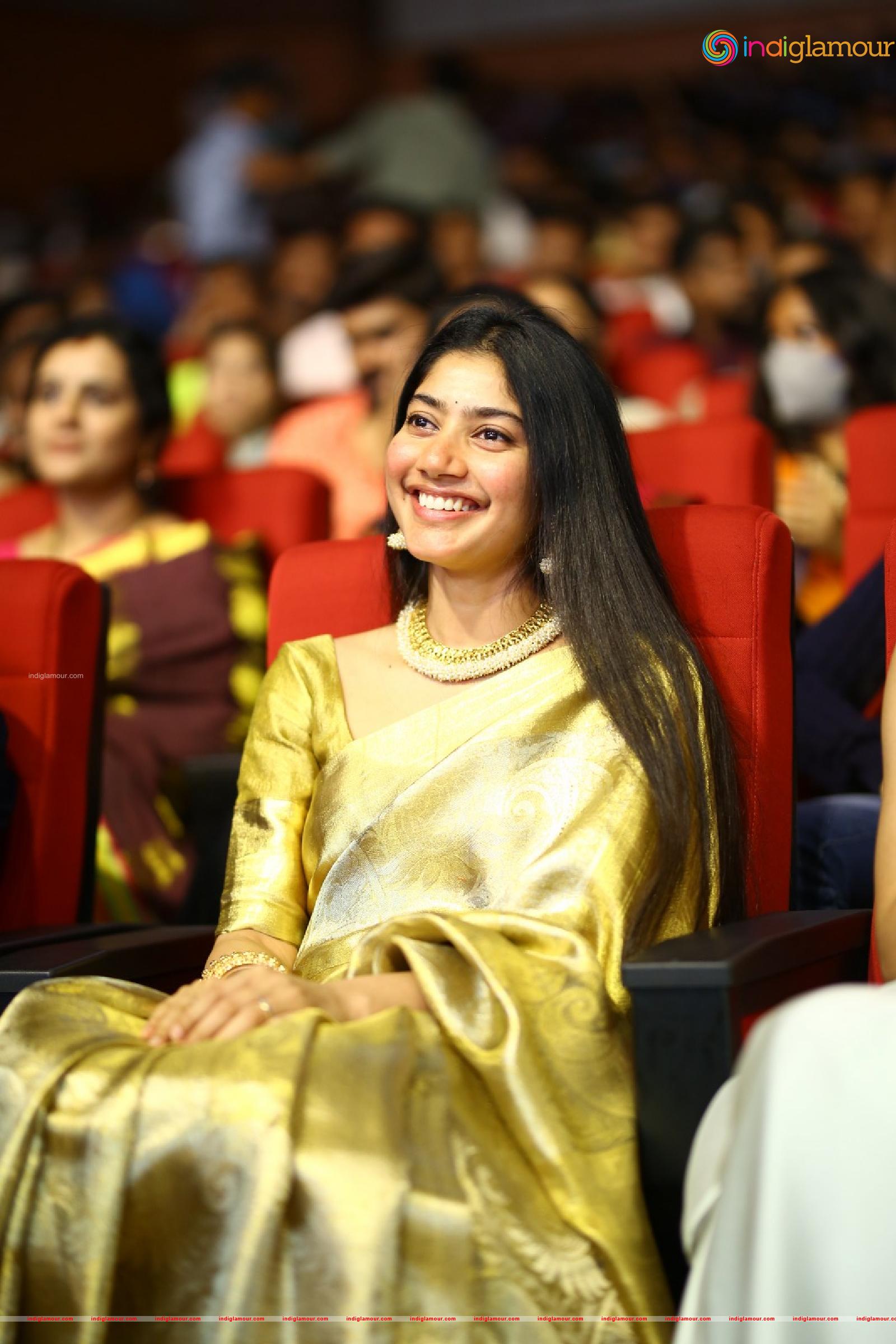 Sai Pallavi Actress hd photo