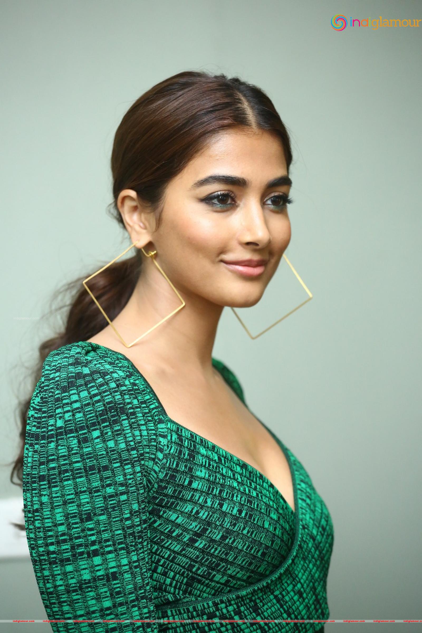 Pooja Hegde Actress hd photo