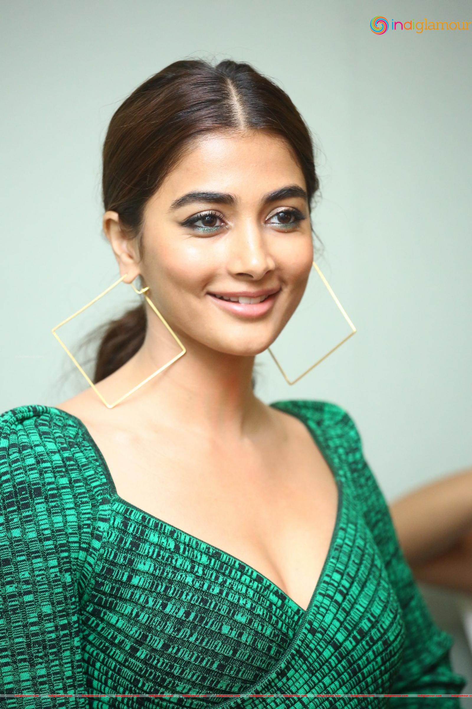 Pooja Hegde Actress hd photo