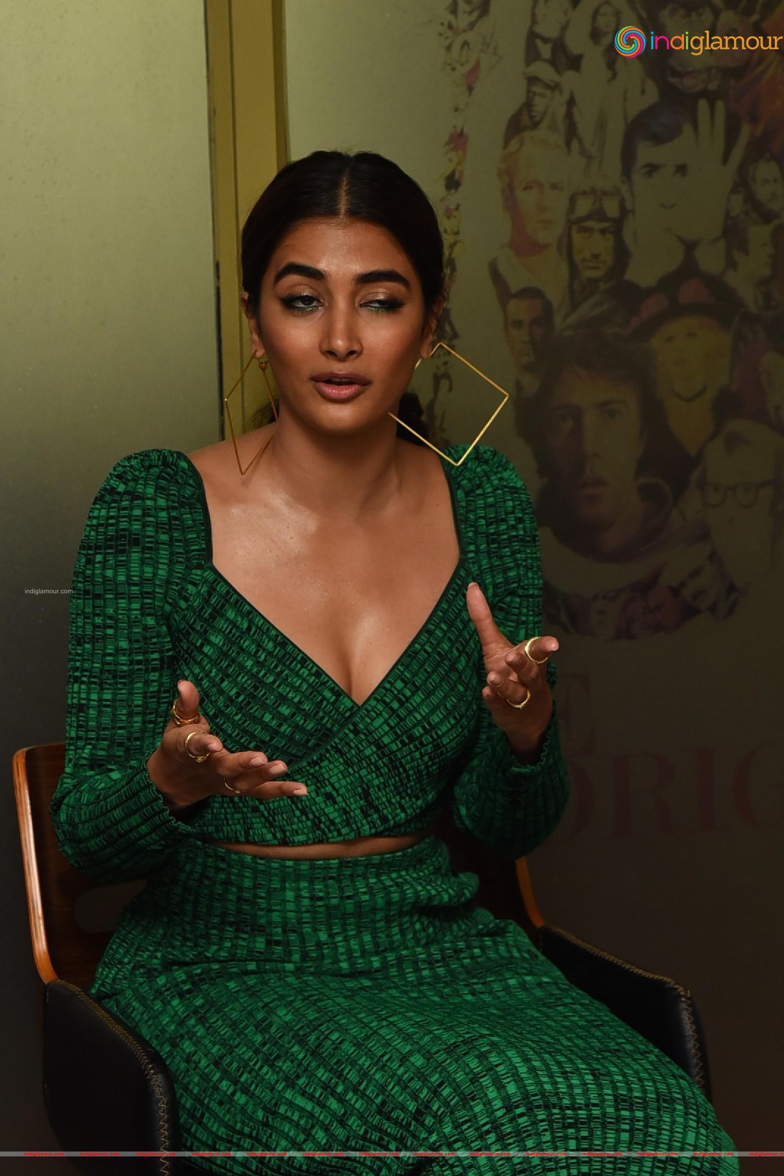 Pooja Hegde Actress hd photo
