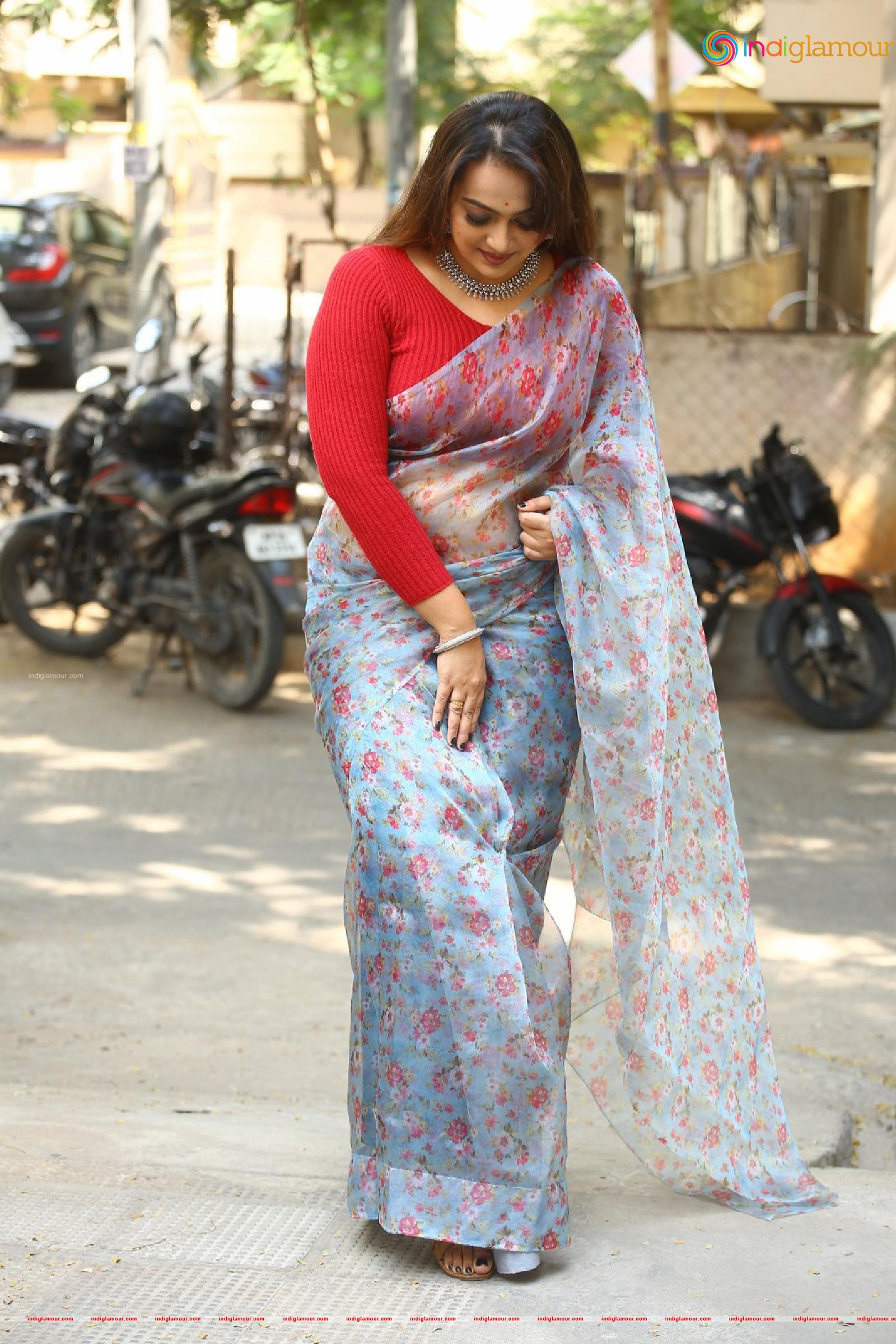 Ester Noronha Actress hd photo