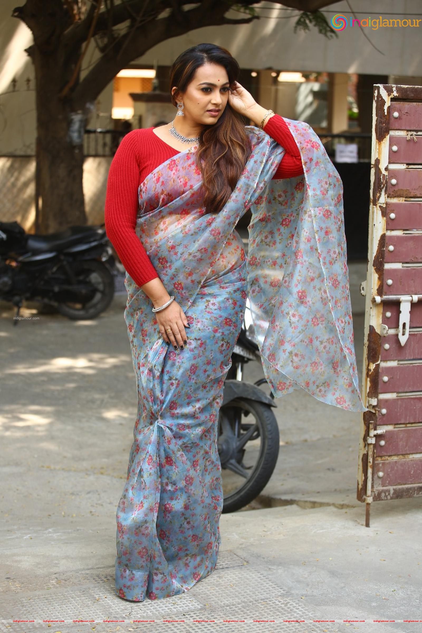 Ester Noronha Actress hd photo