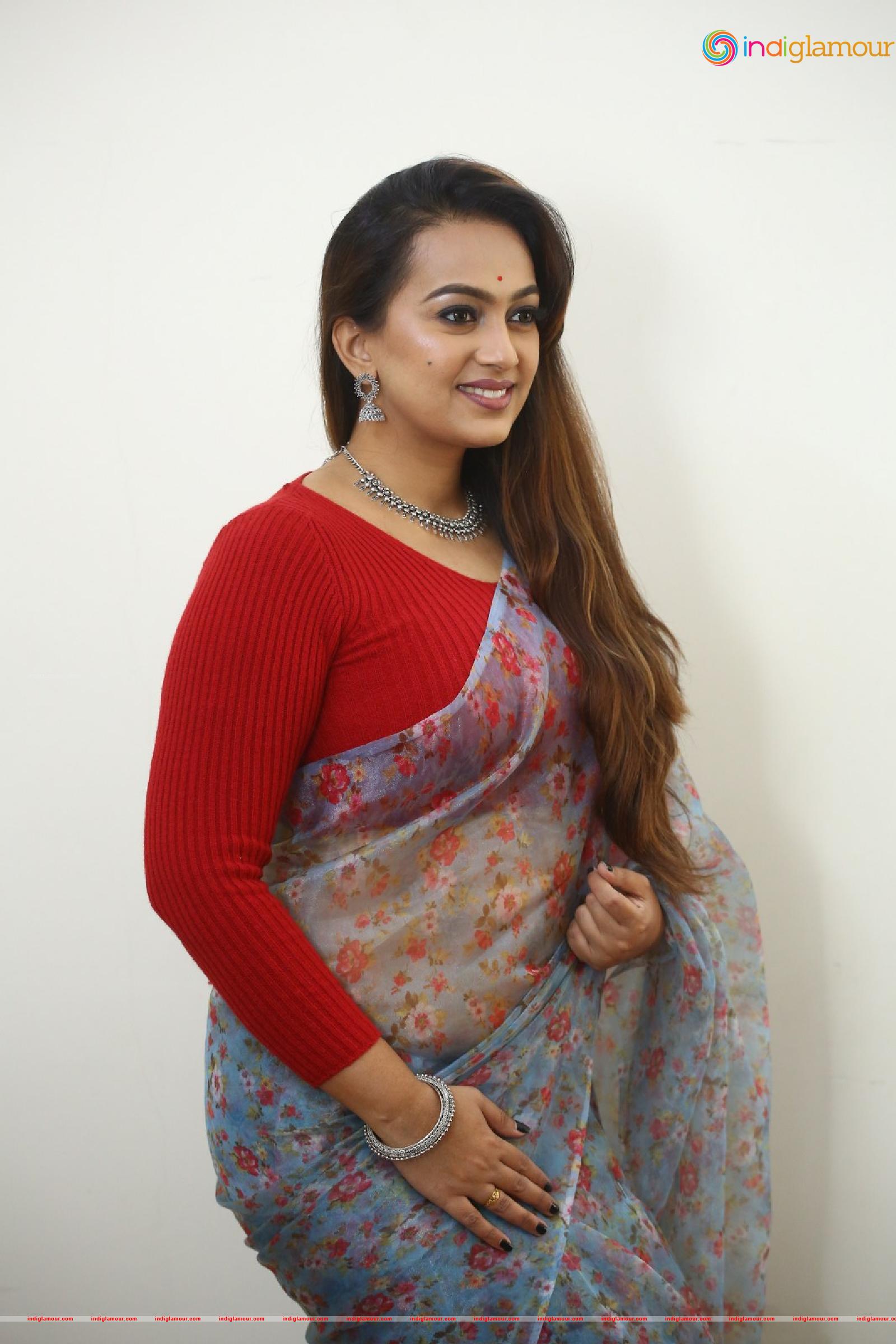 Ester Noronha Actress hd photo
