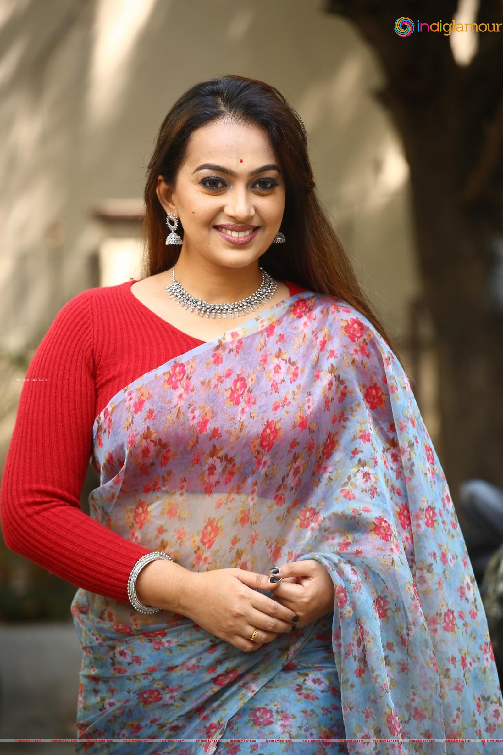 Ester Noronha Actress hd photo