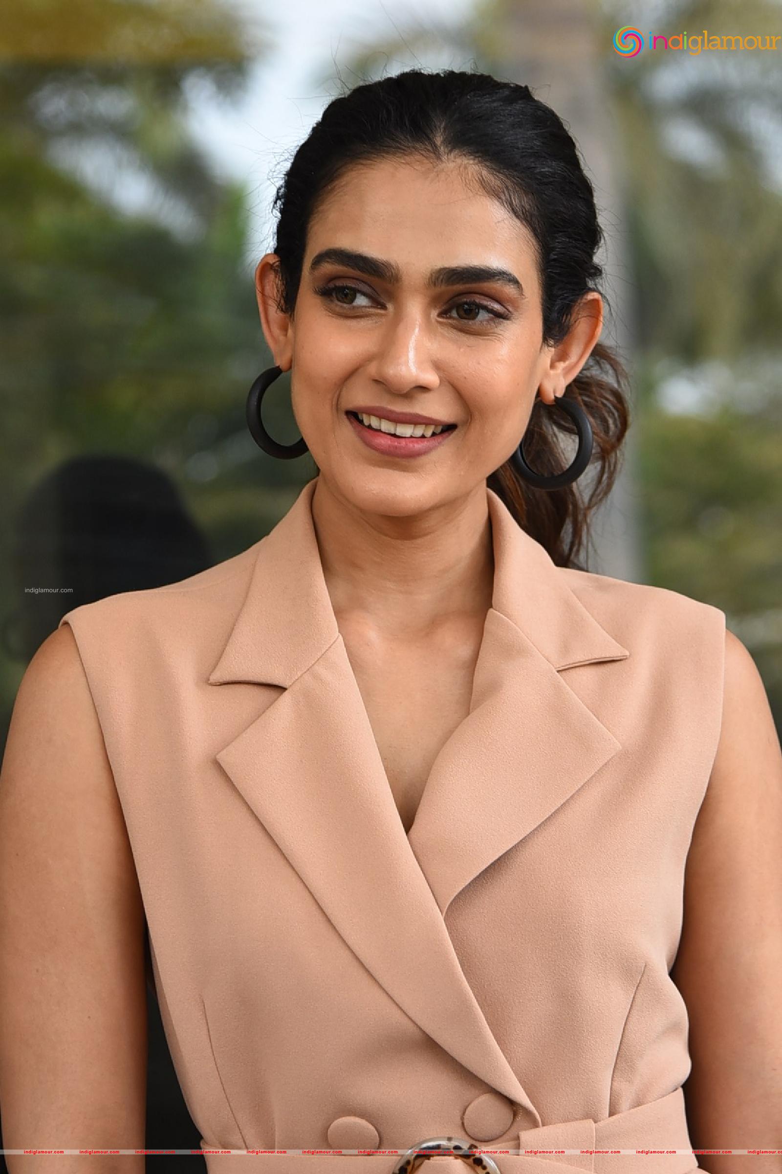 Aakanksha Singh Actress hd photo