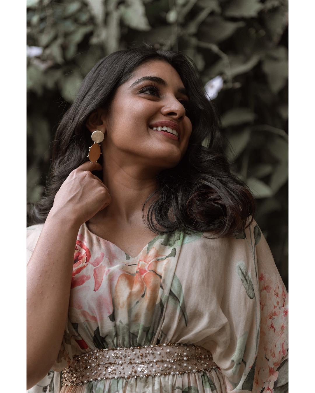 Nivetha Thomas Actress hd photo