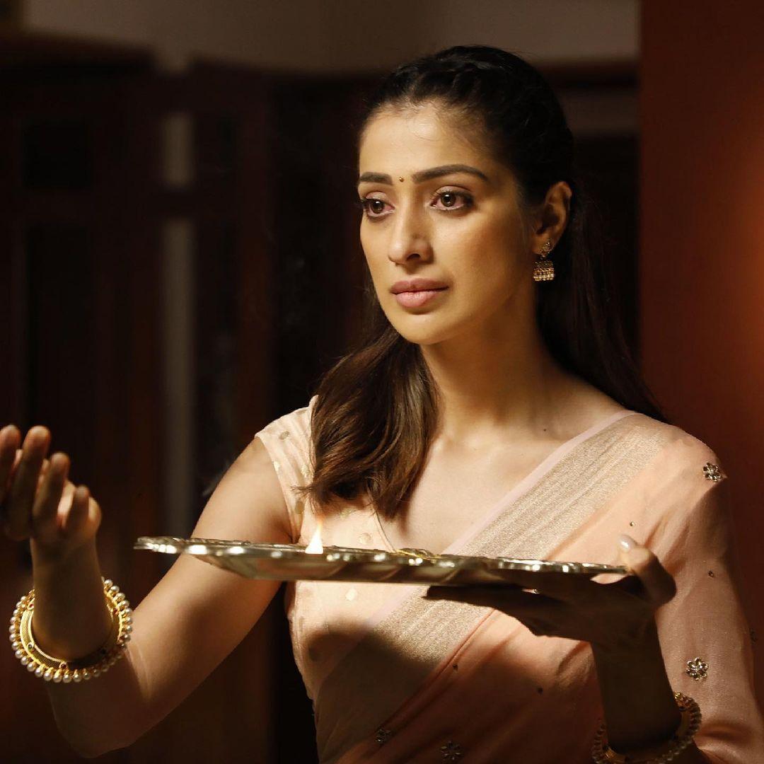 Raai Laxmi Actress hd photo