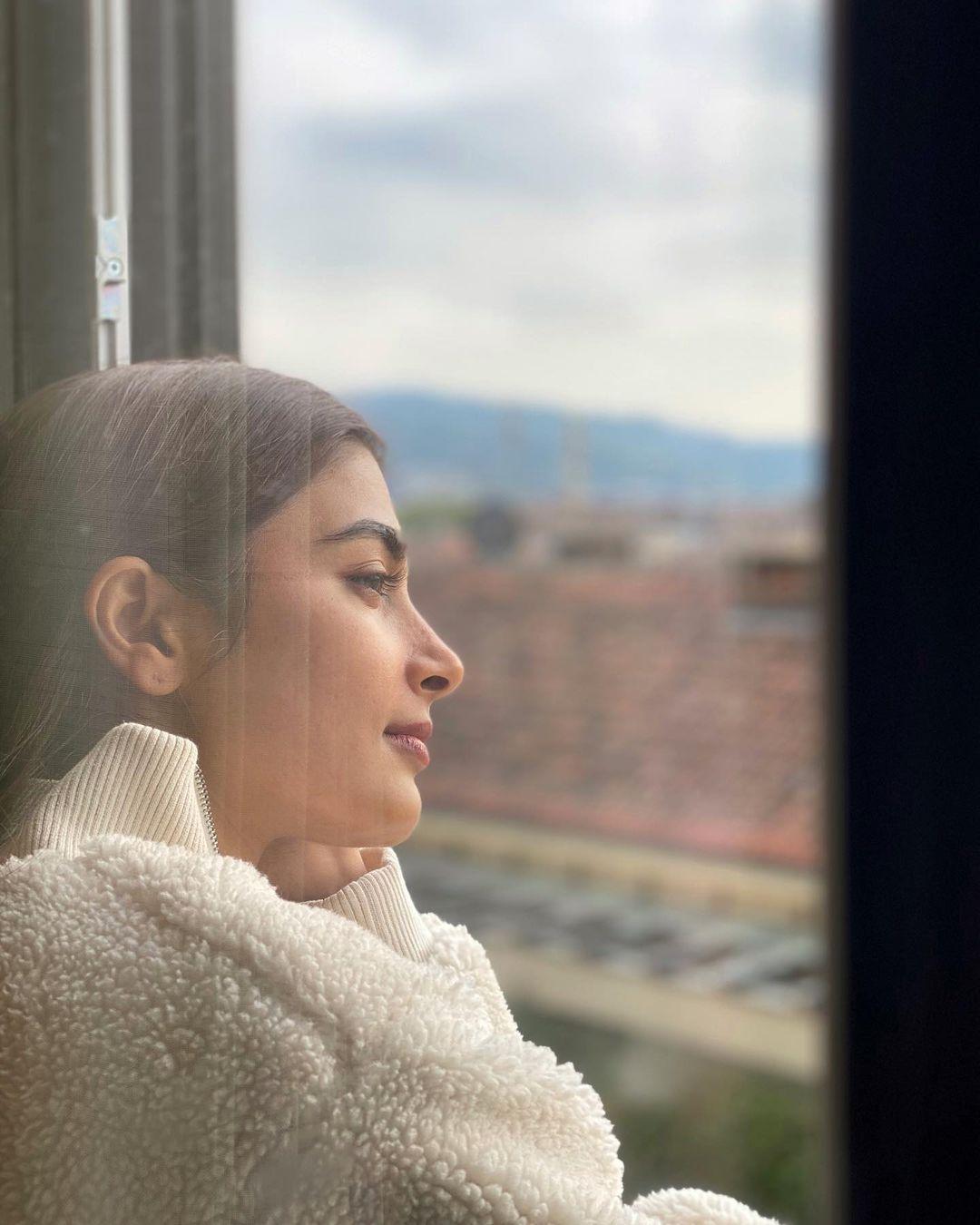 Pooja Hegde Actress hd photo