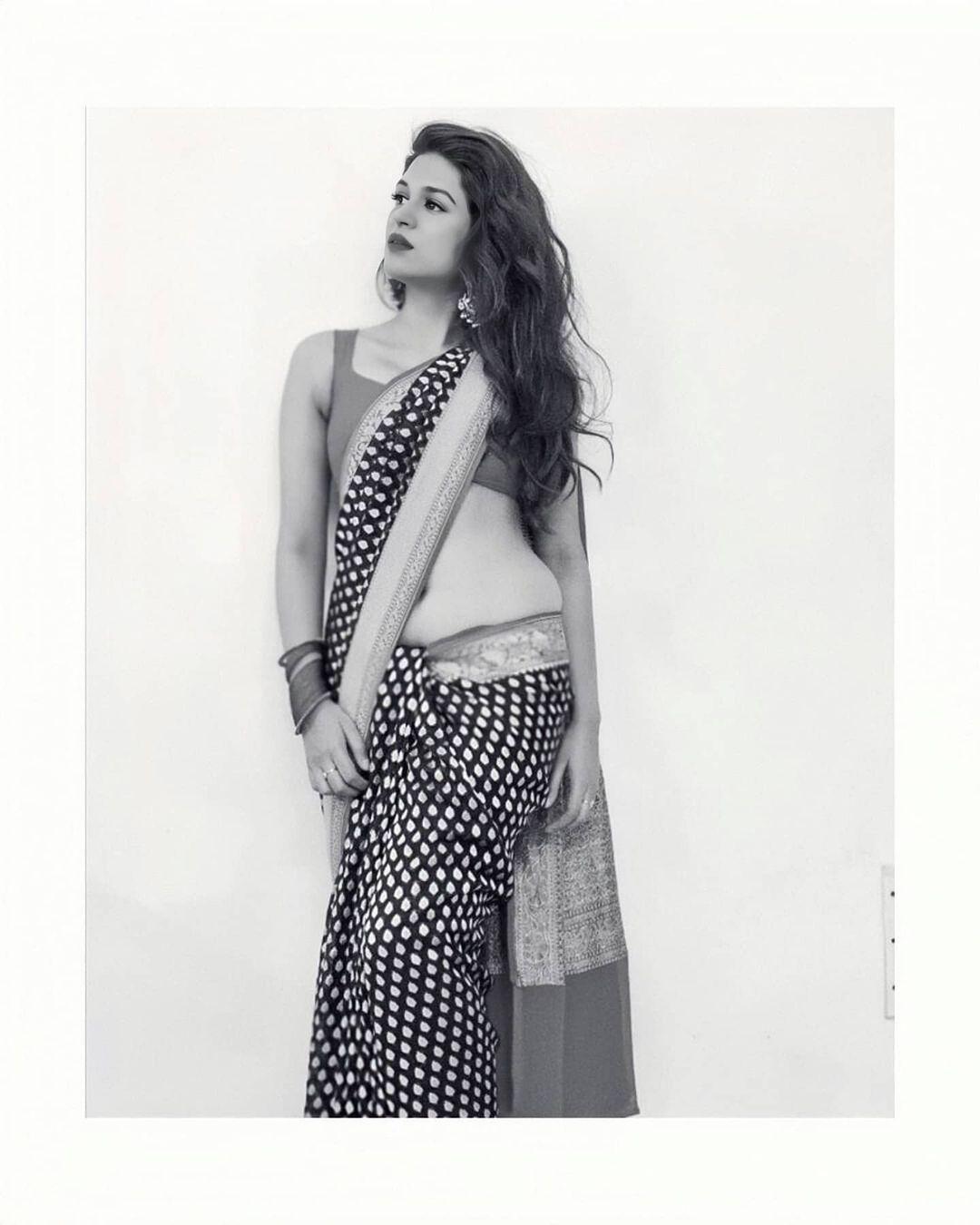 Shraddha Das Actress hd photo