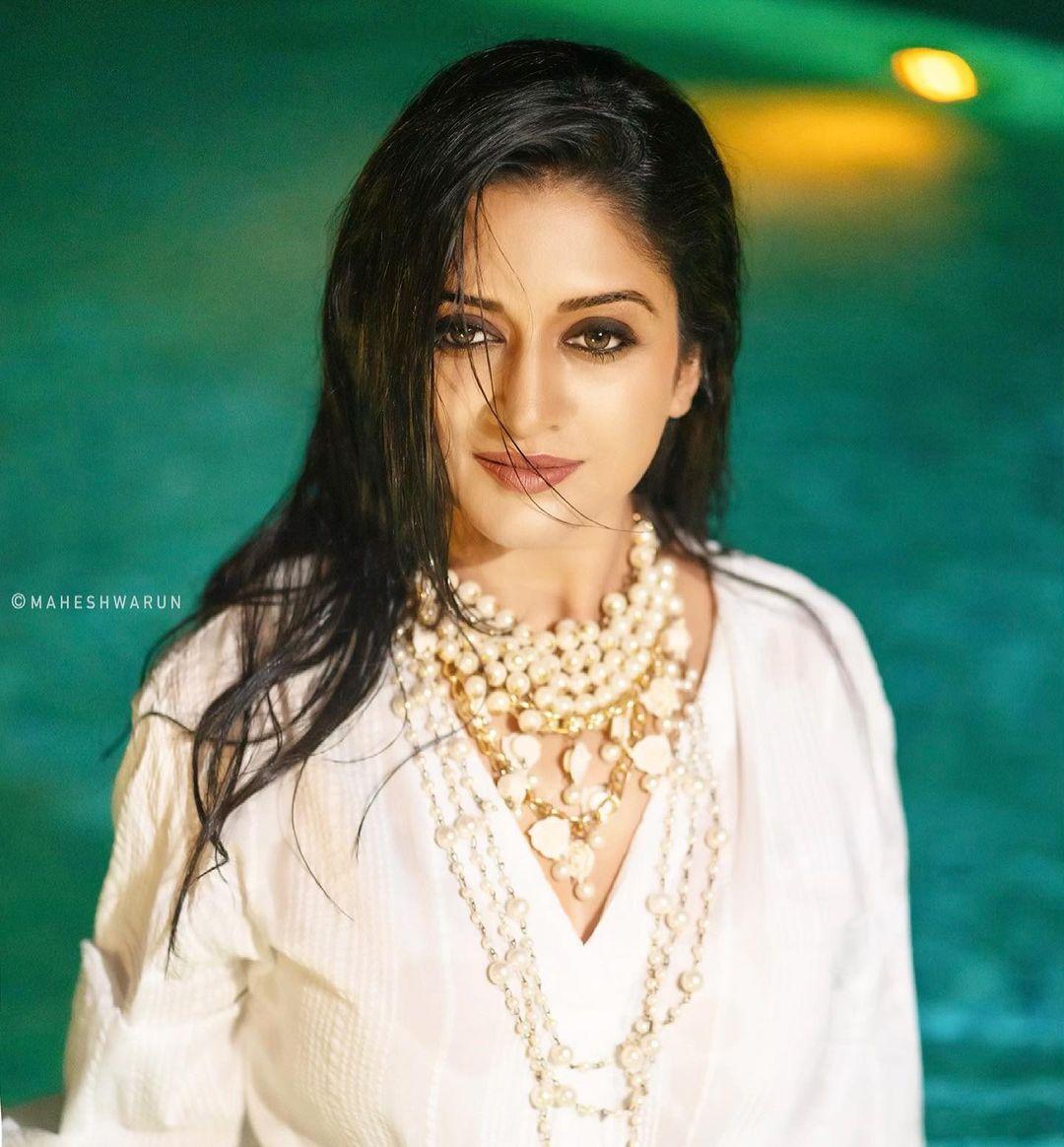 Vimala Raman Actress hd photo