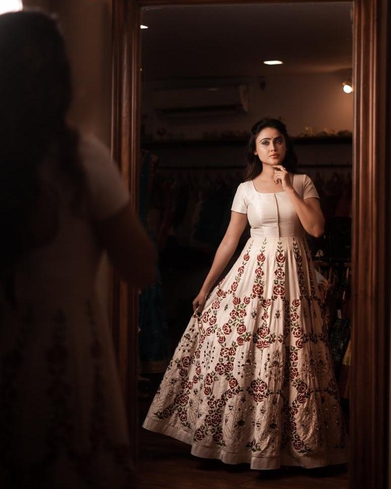 Sony Charishta Actress hd photo