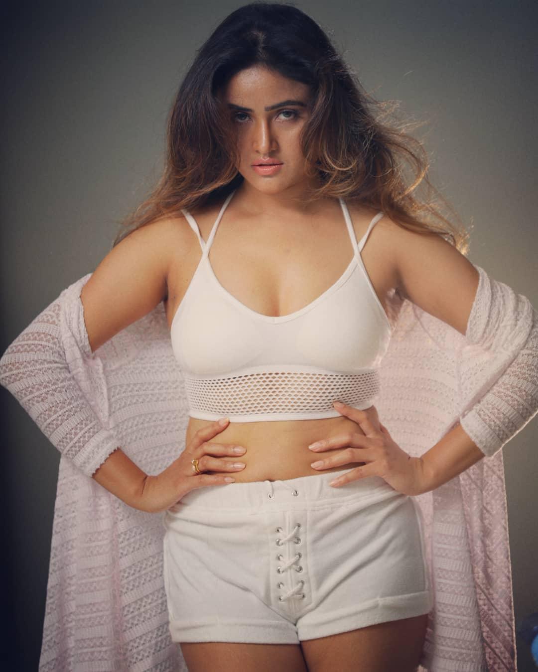 Sony Charishta Actress hd photo