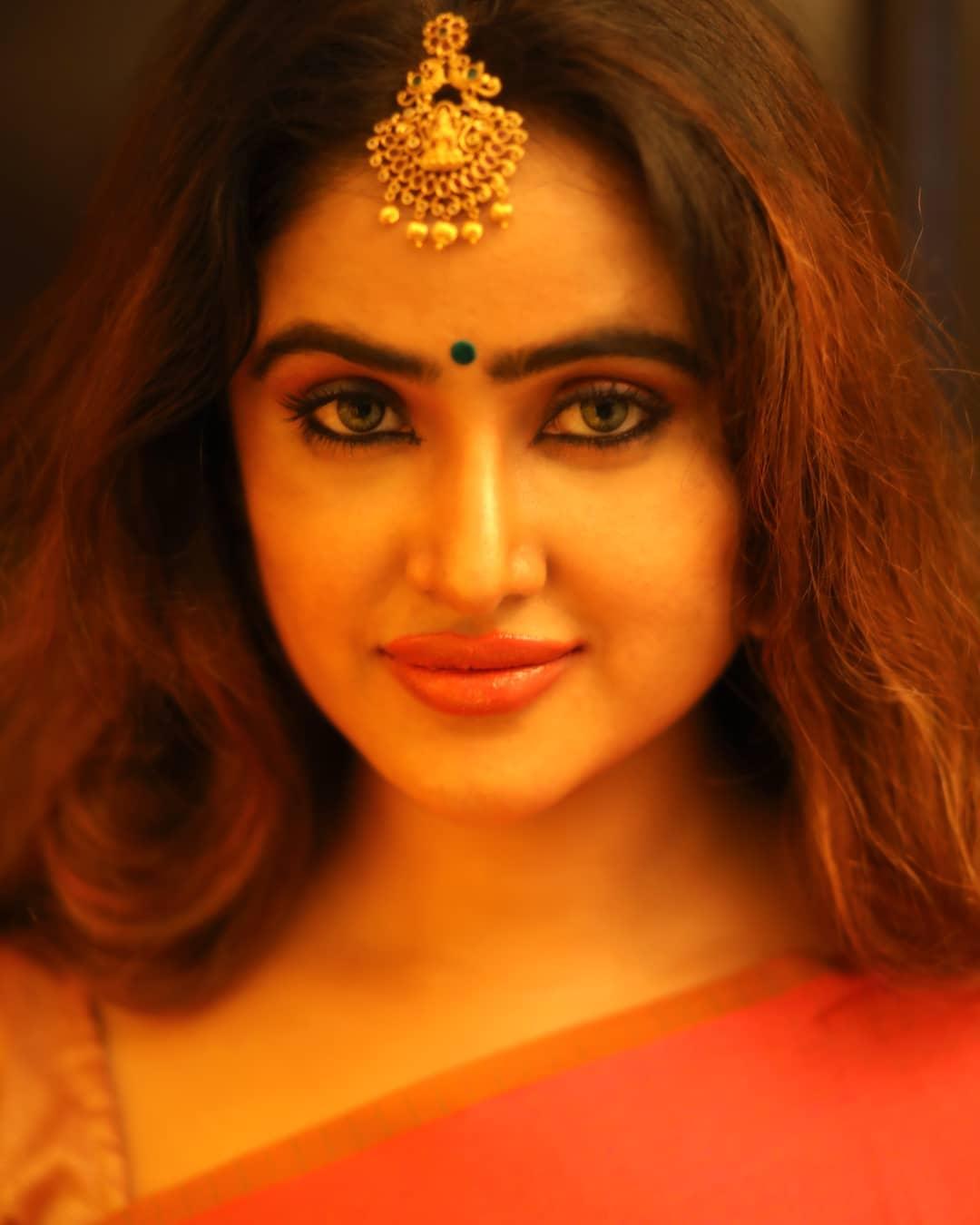 Sony Charishta Actress hd photo