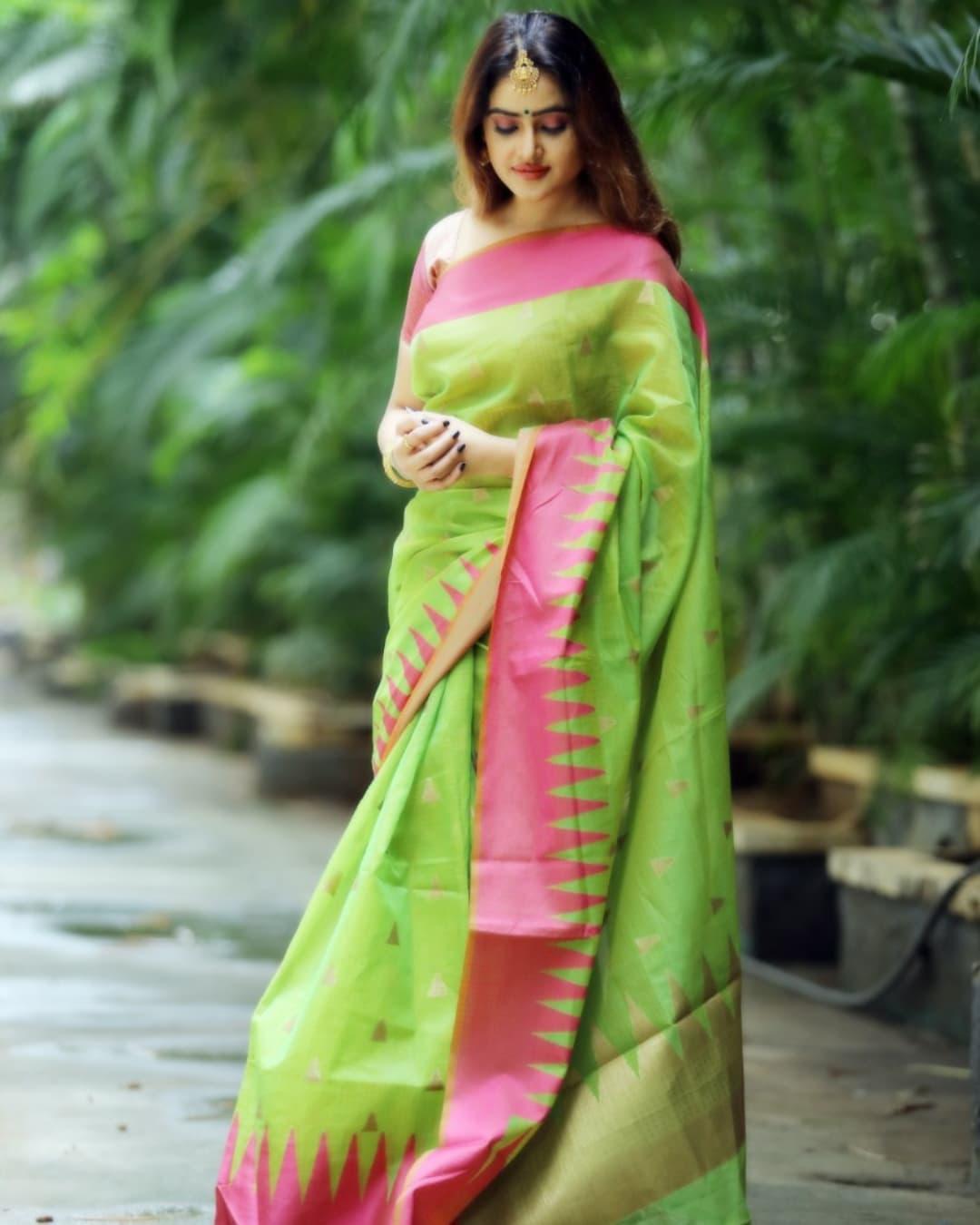 Sony Charishta Actress hd photo