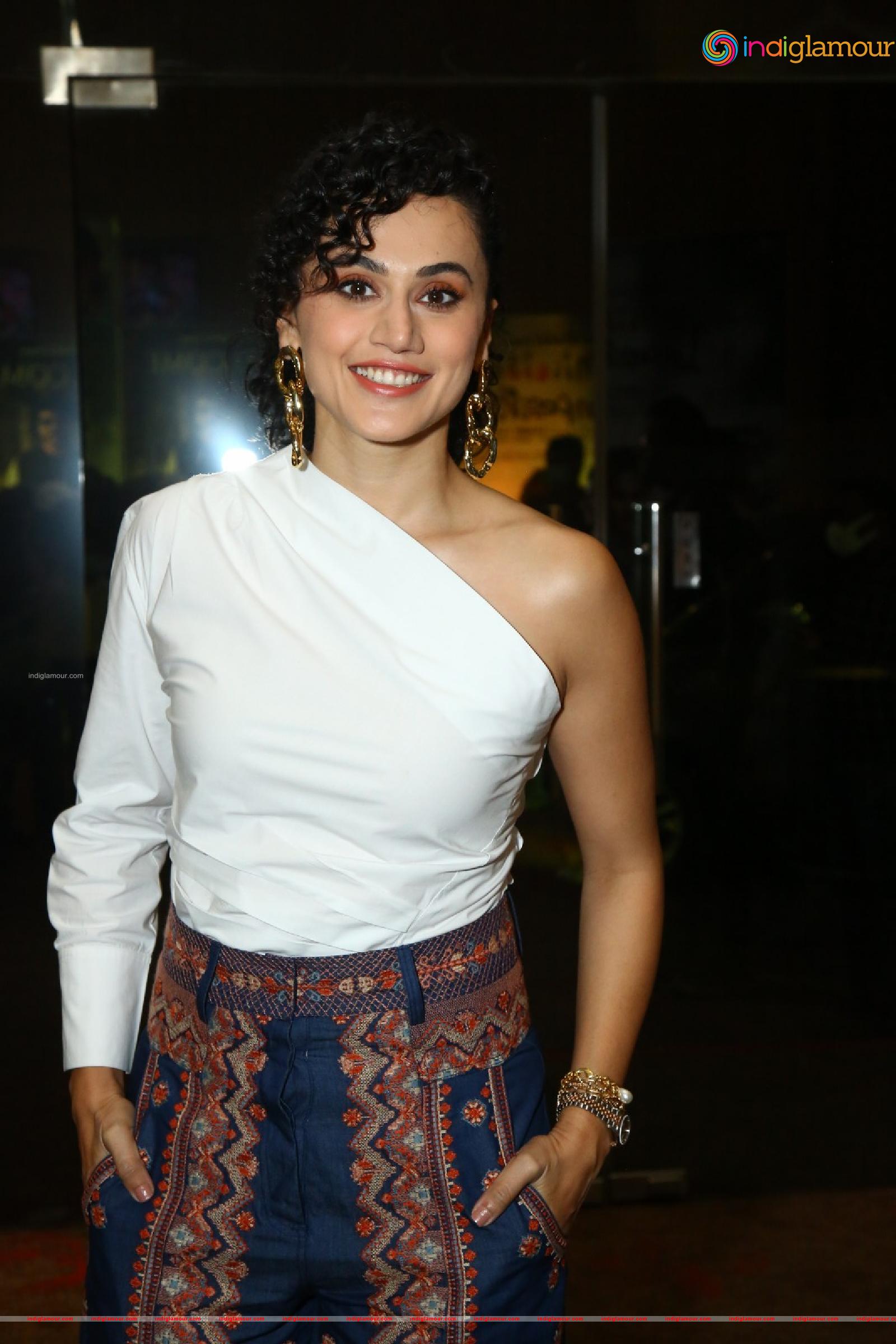 Taapsee Pannu Actress hd photo