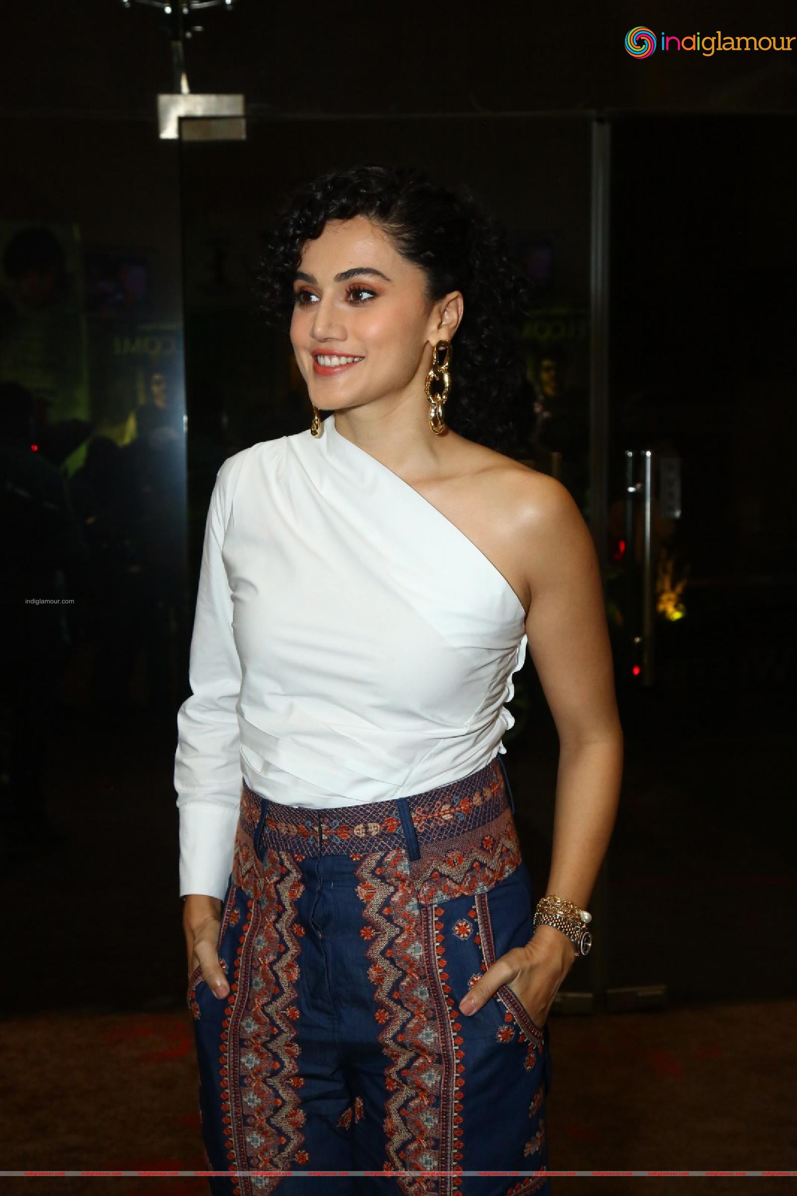Taapsee Pannu Actress hd photo