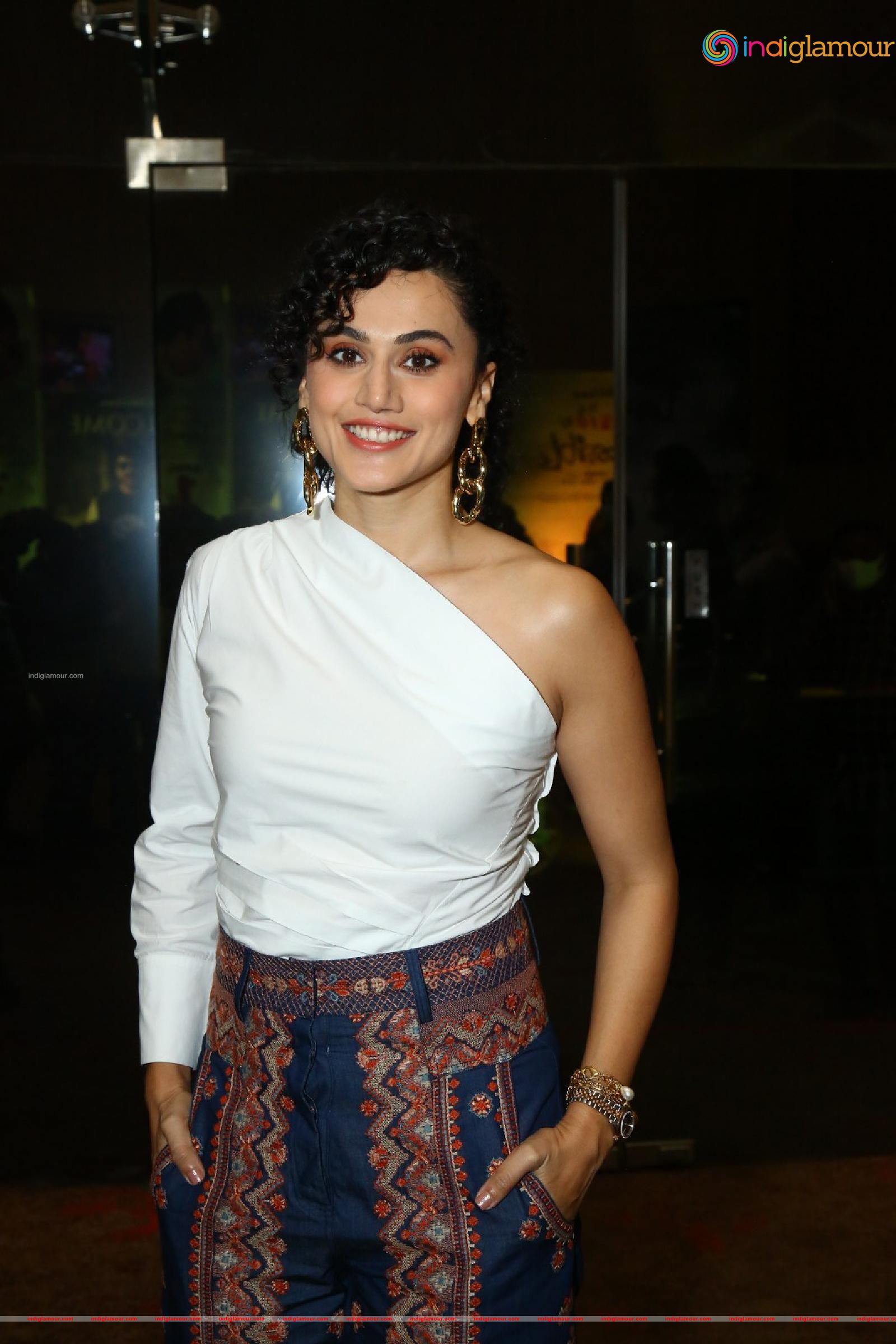 Taapsee Pannu Actress hd photo