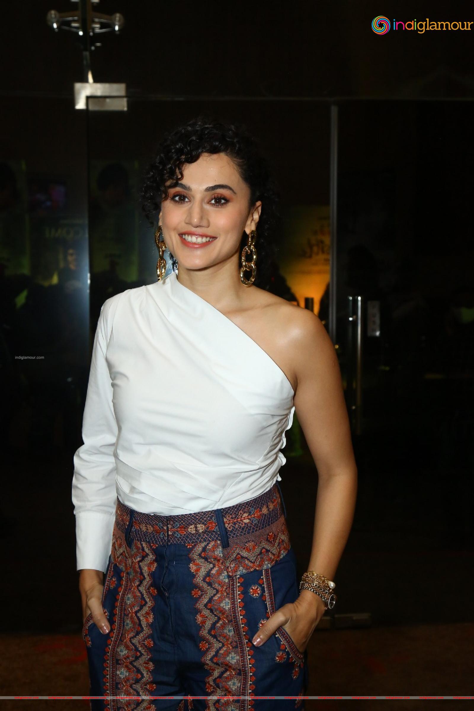 Taapsee Pannu Actress hd photo