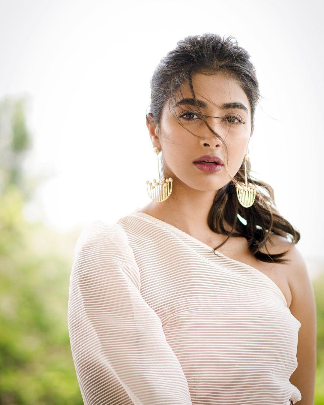 Pooja Hegde Actress hd photo