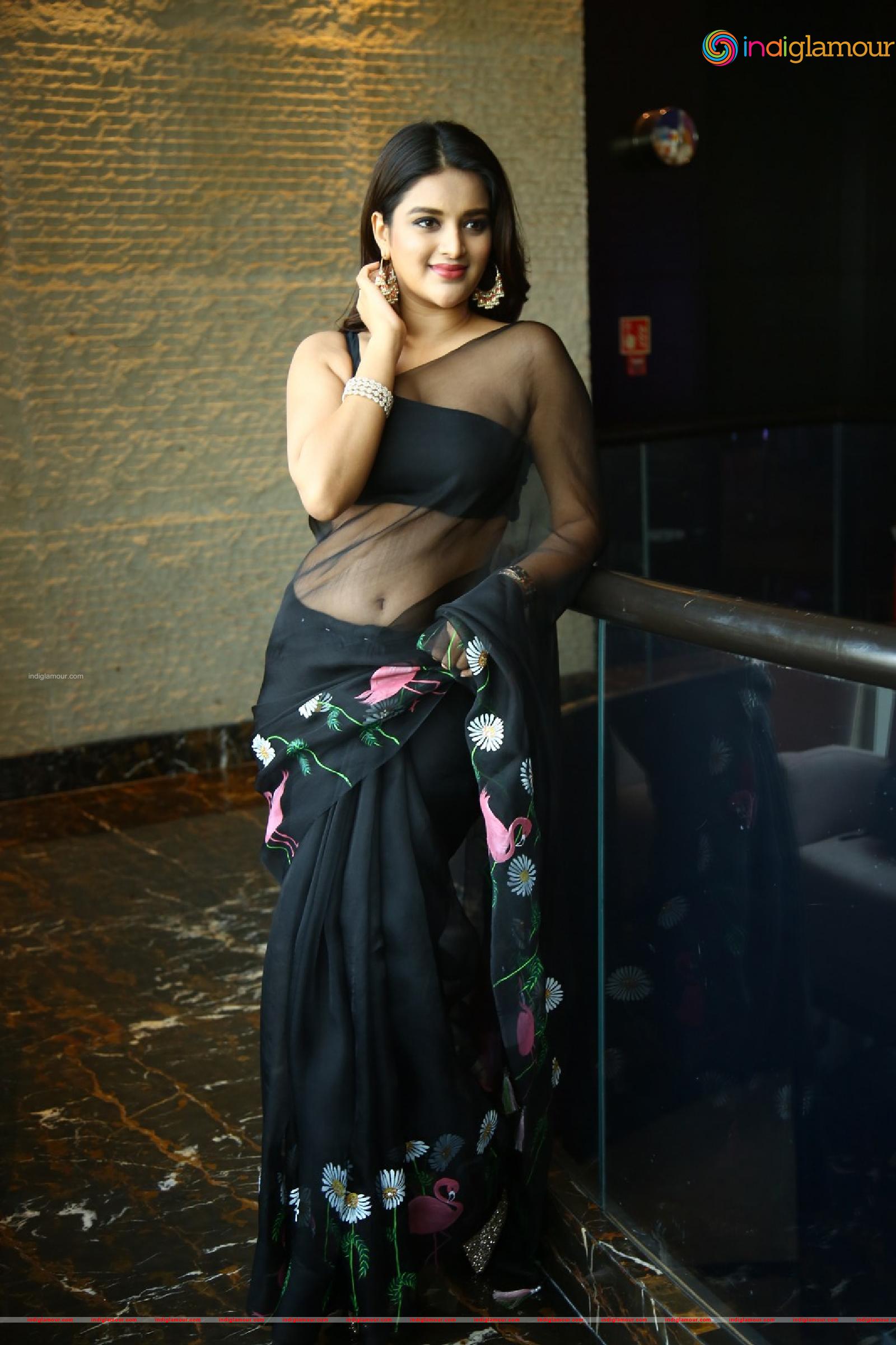 Nidhhi Agerwal Actress hd photo