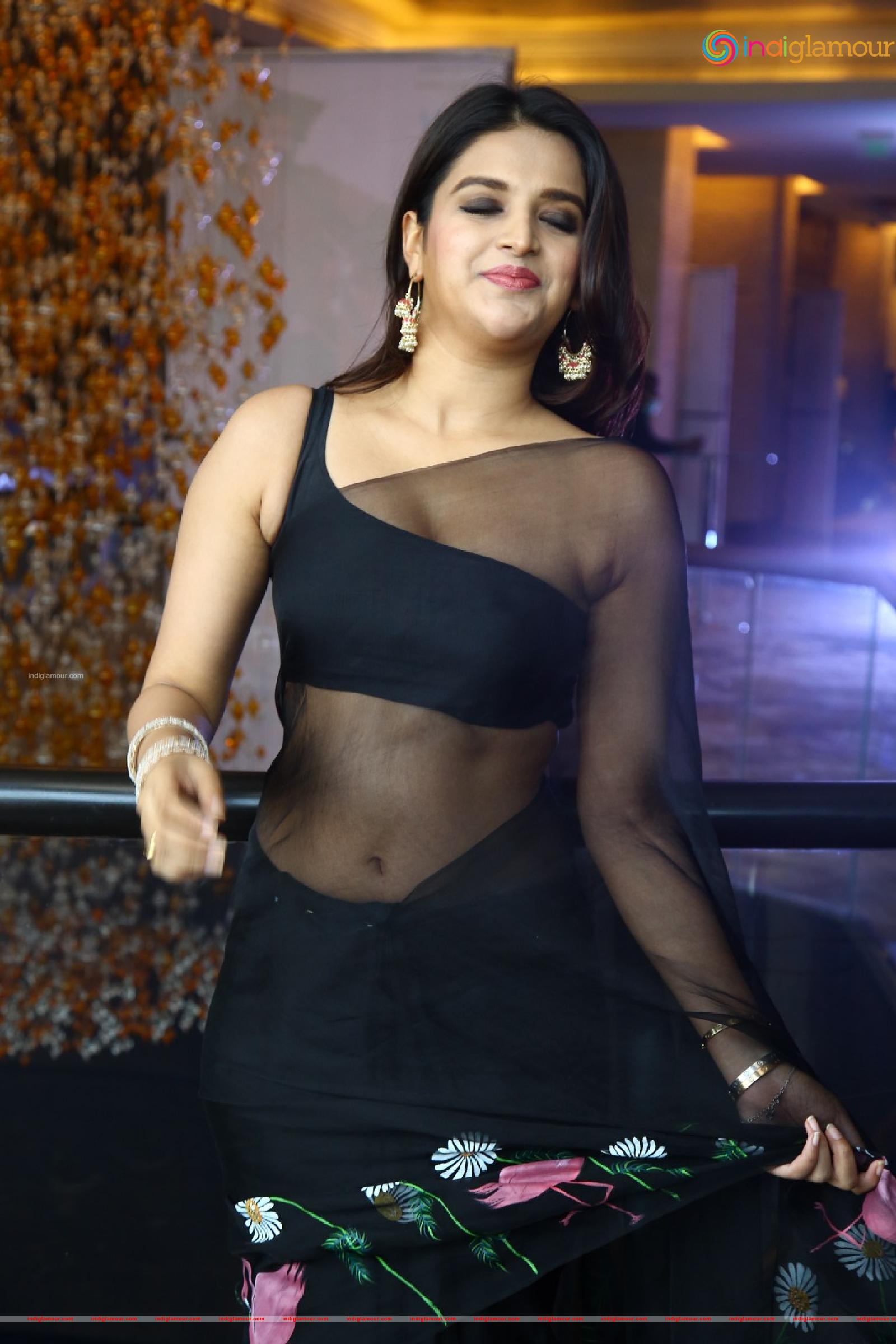 Nidhhi Agerwal Actress hd photo