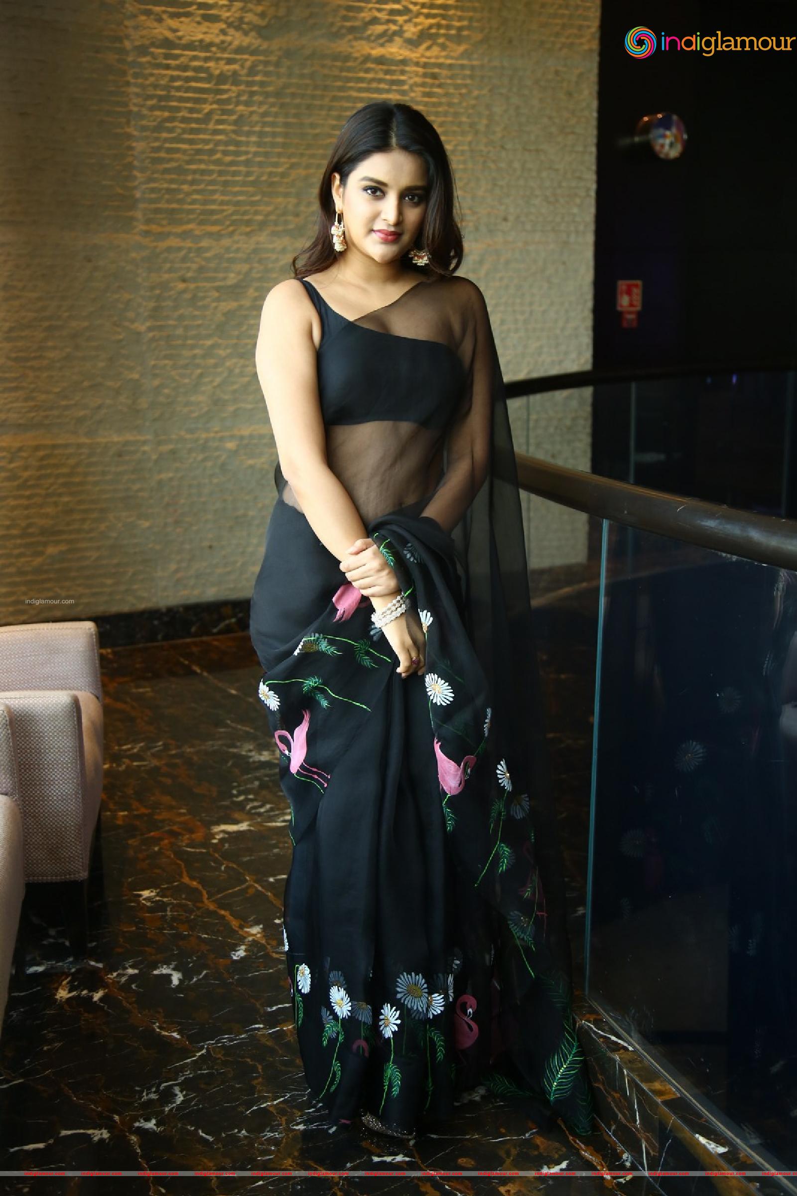 Nidhhi Agerwal Actress hd photo
