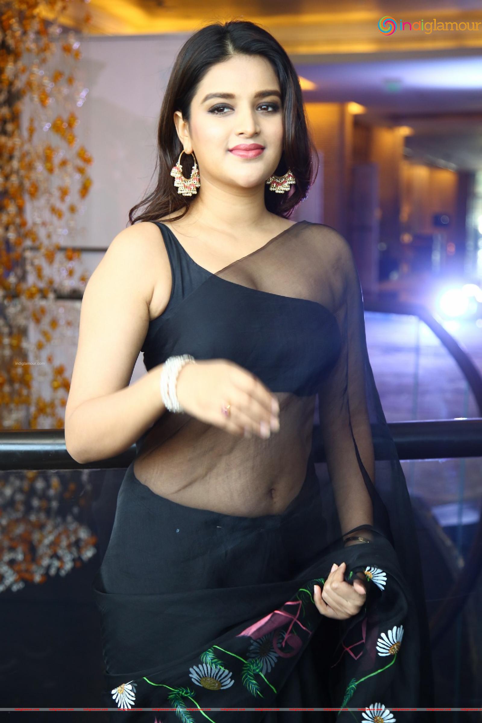 Nidhhi Agerwal Actress hd photo