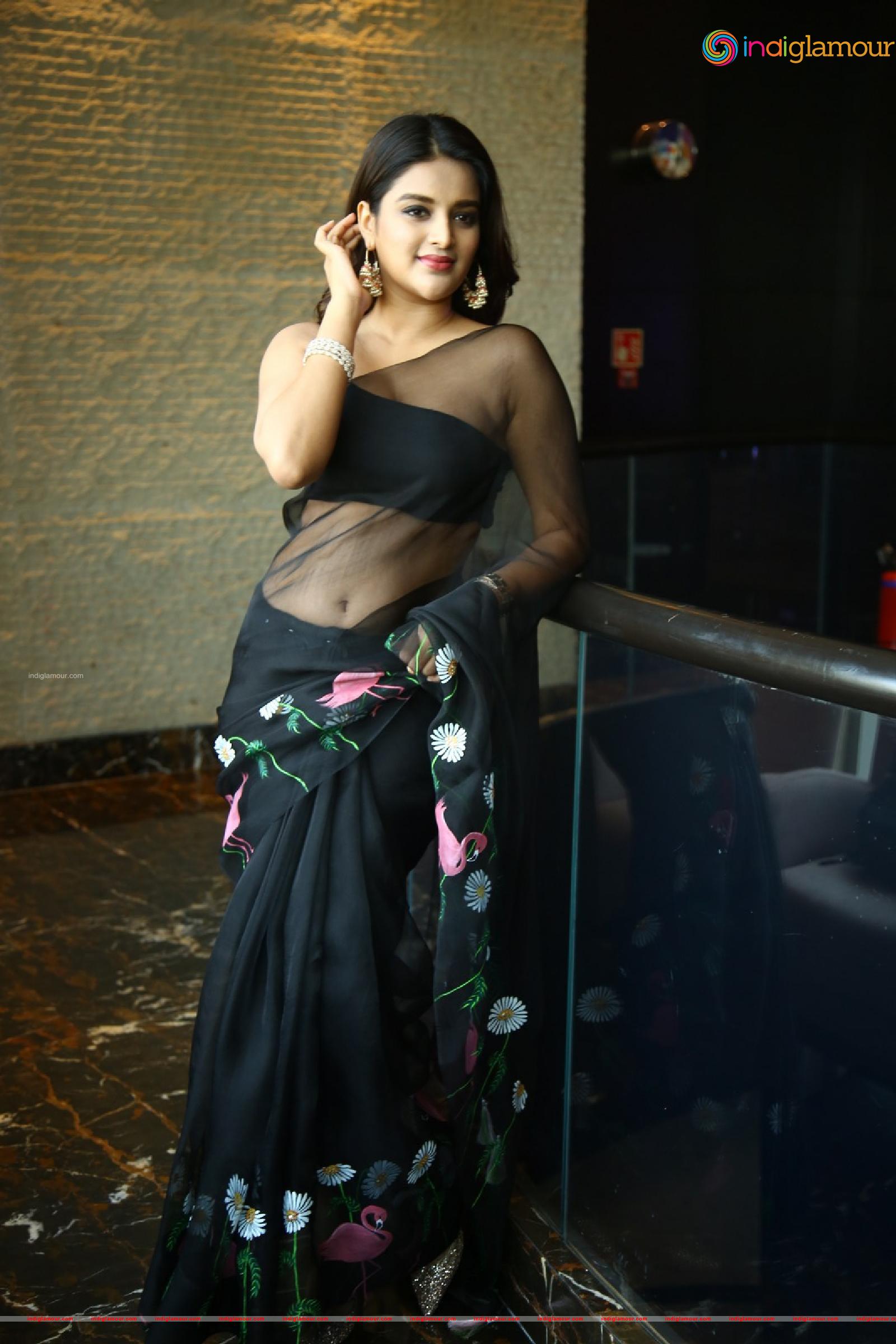 Nidhhi Agerwal Actress hd photo