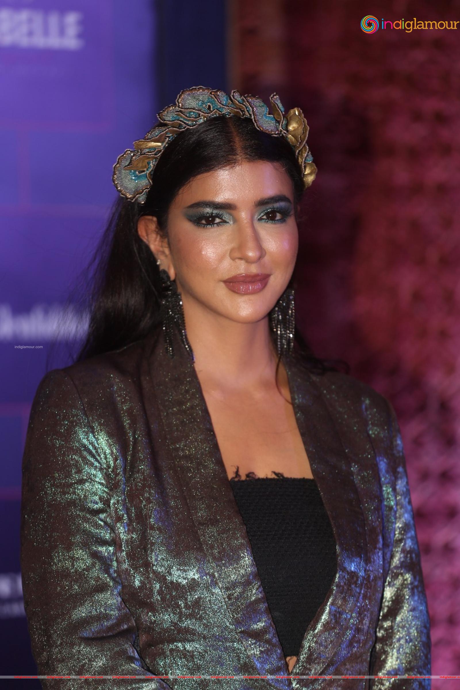 Manchu Lakshmi Actress hd photo