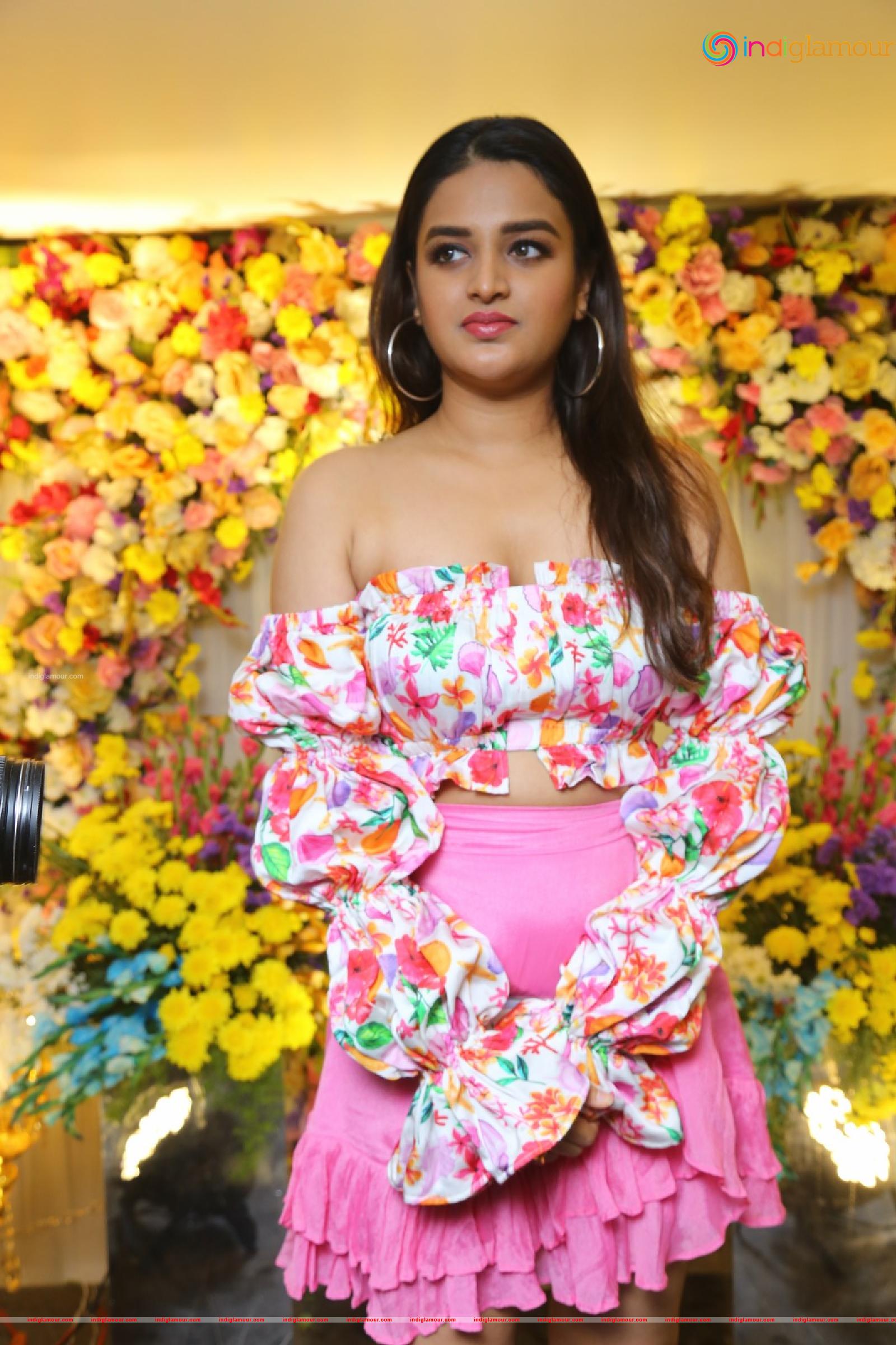 Nidhi Agarwal Actress hd photo
