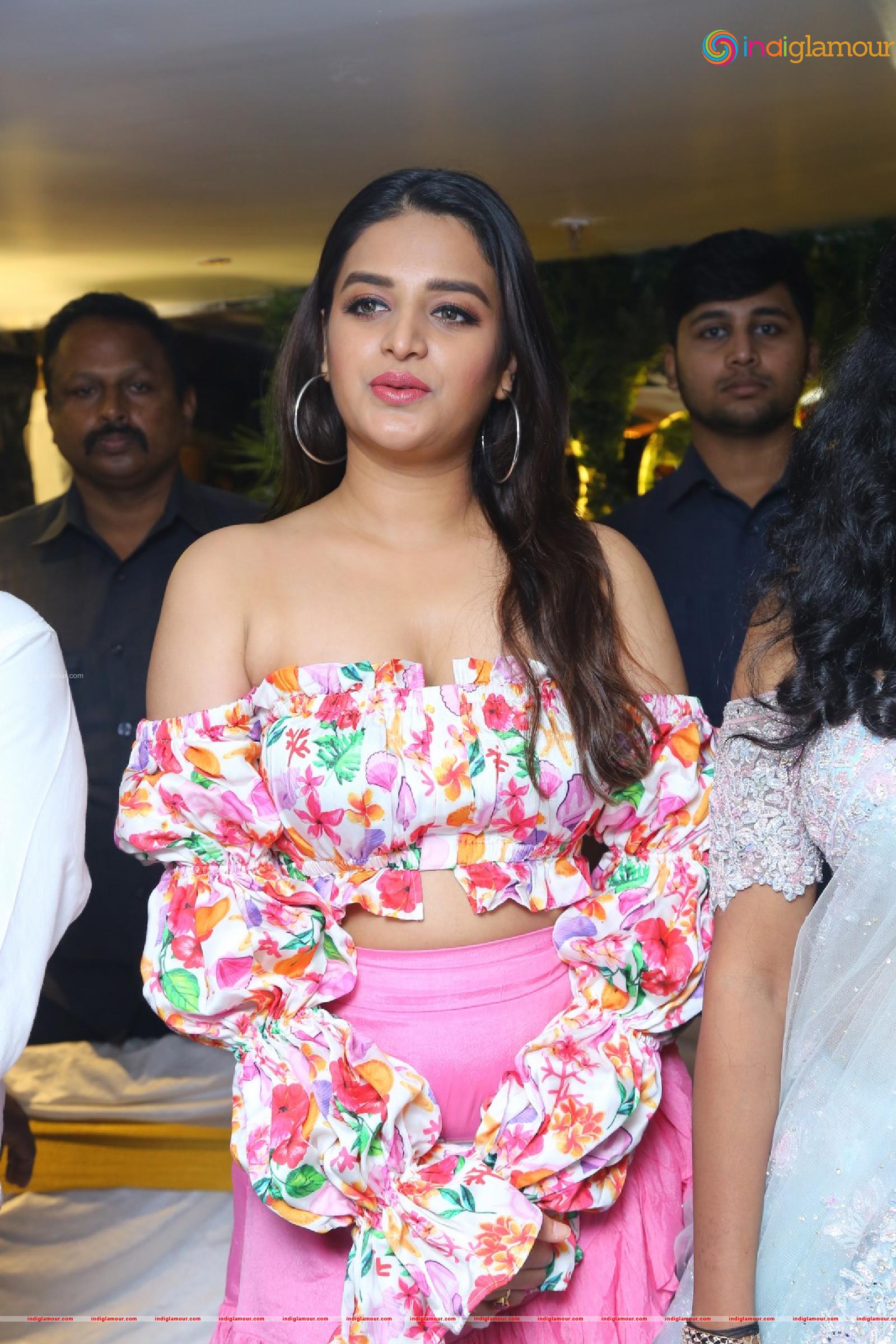 Nidhi Agarwal Actress hd photo