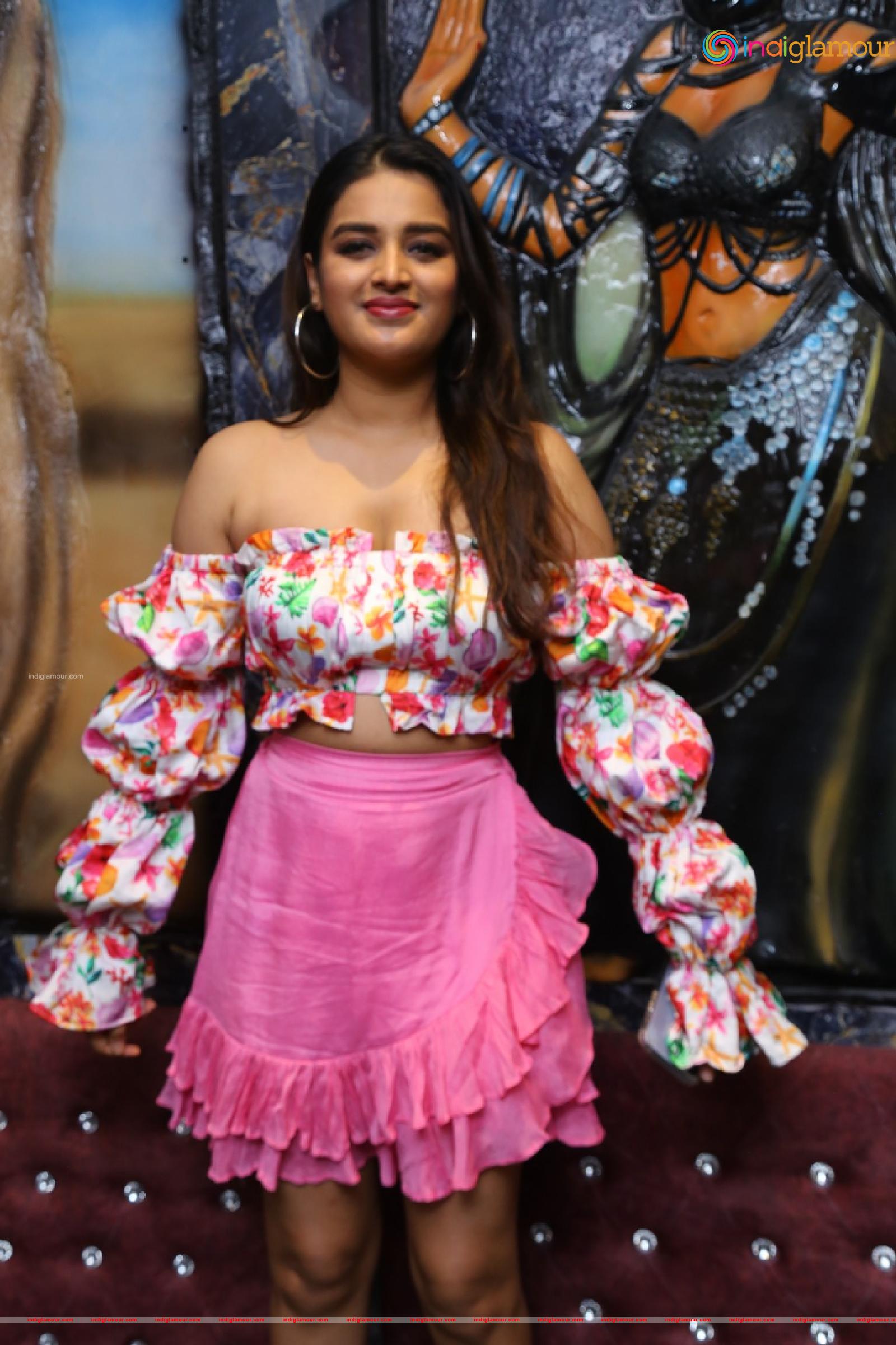 Nidhi Agarwal Actress hd photo