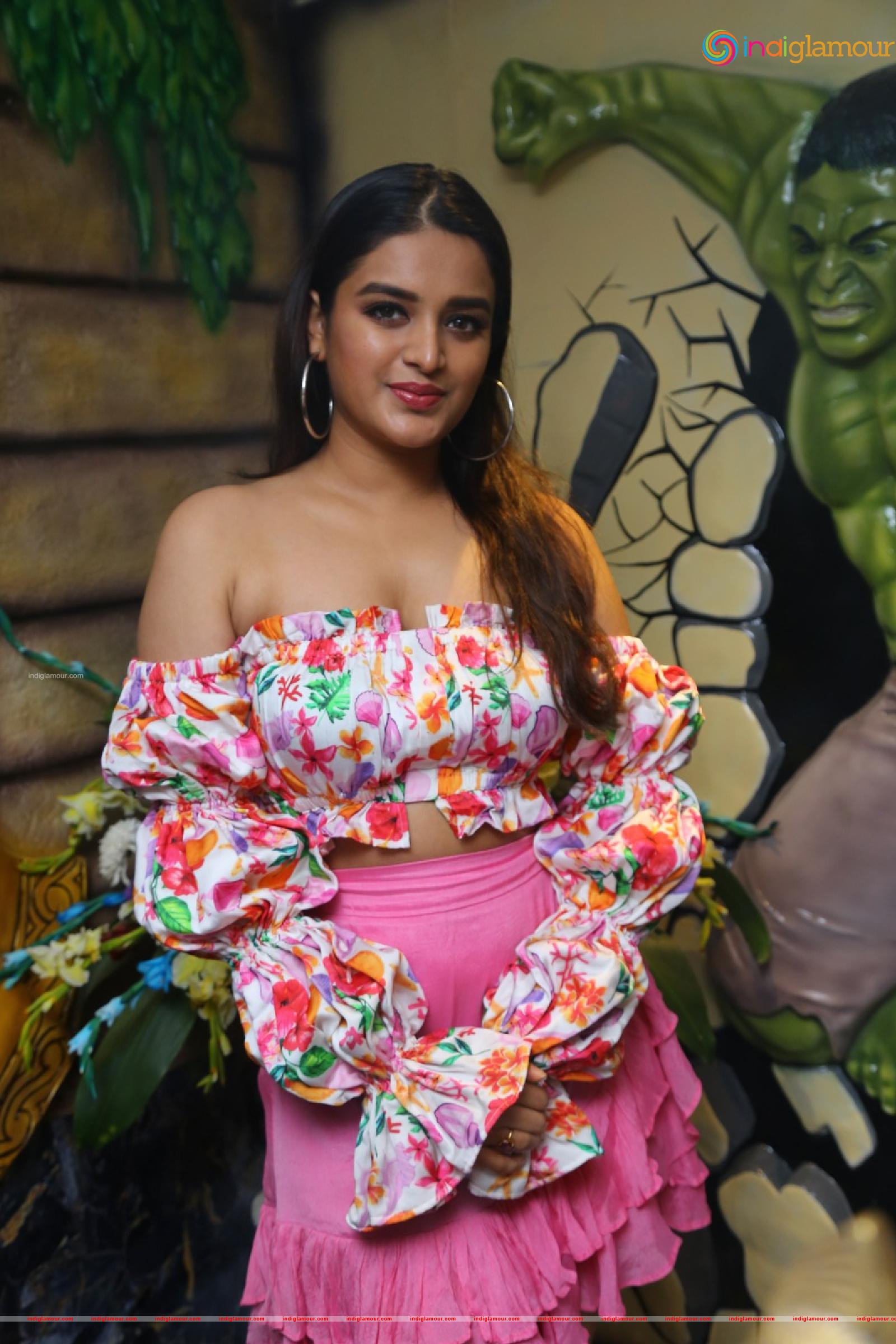 Nidhi Agarwal Actress hd photo