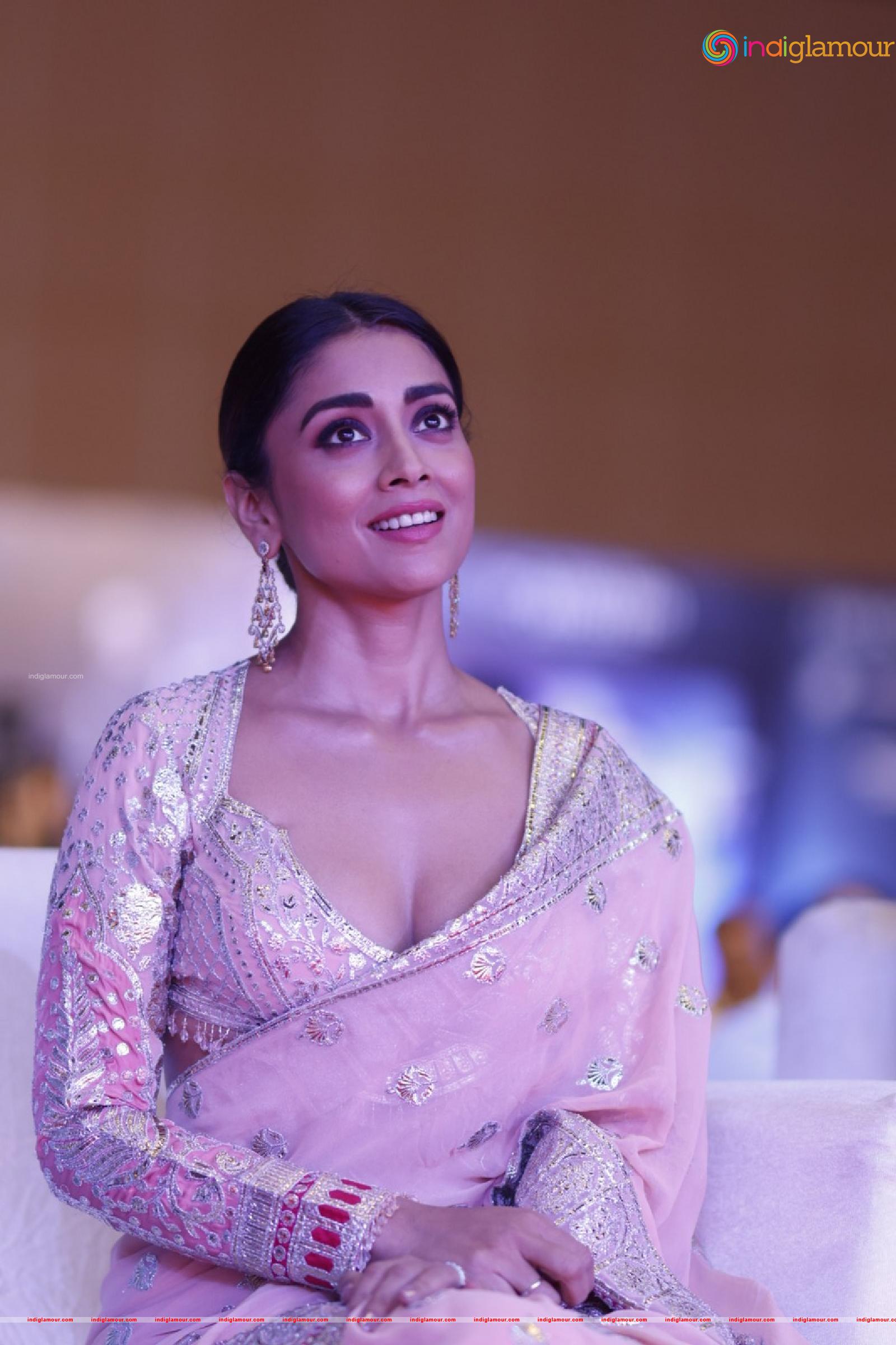 Shriya Saran Actress hd photo