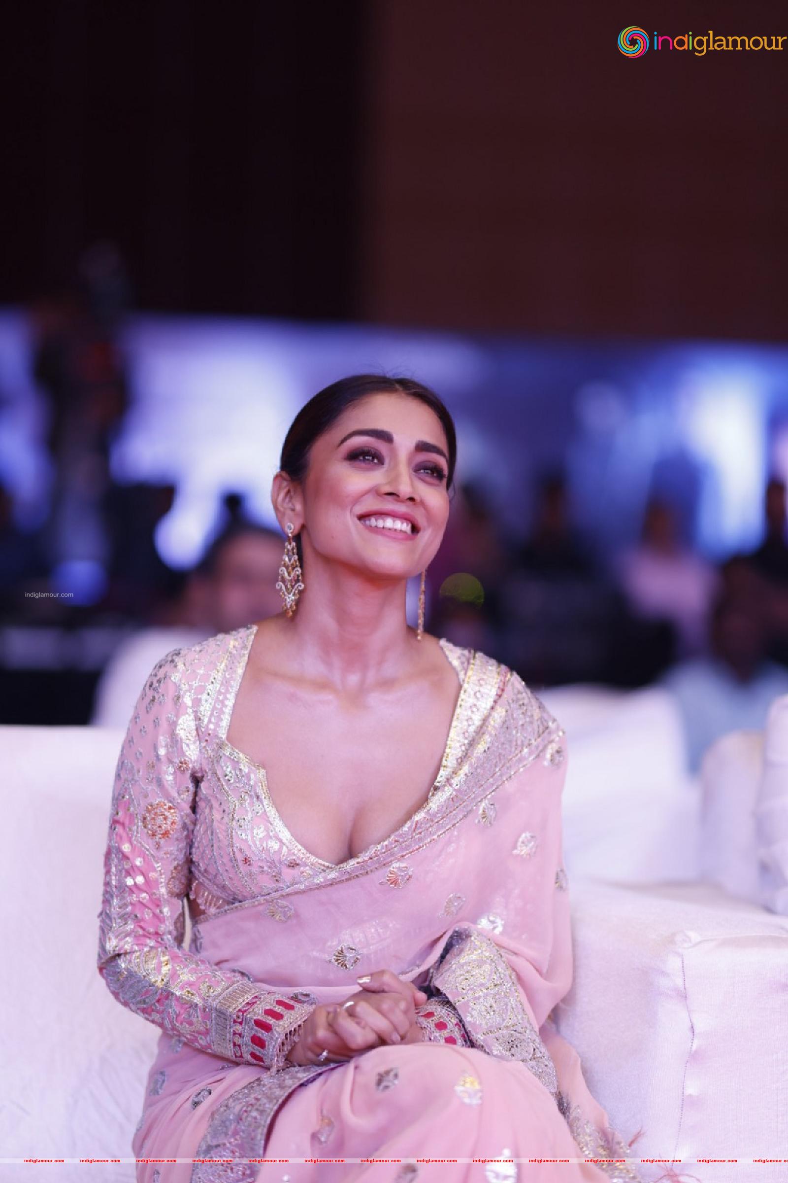 Shriya Saran Actress hd photo