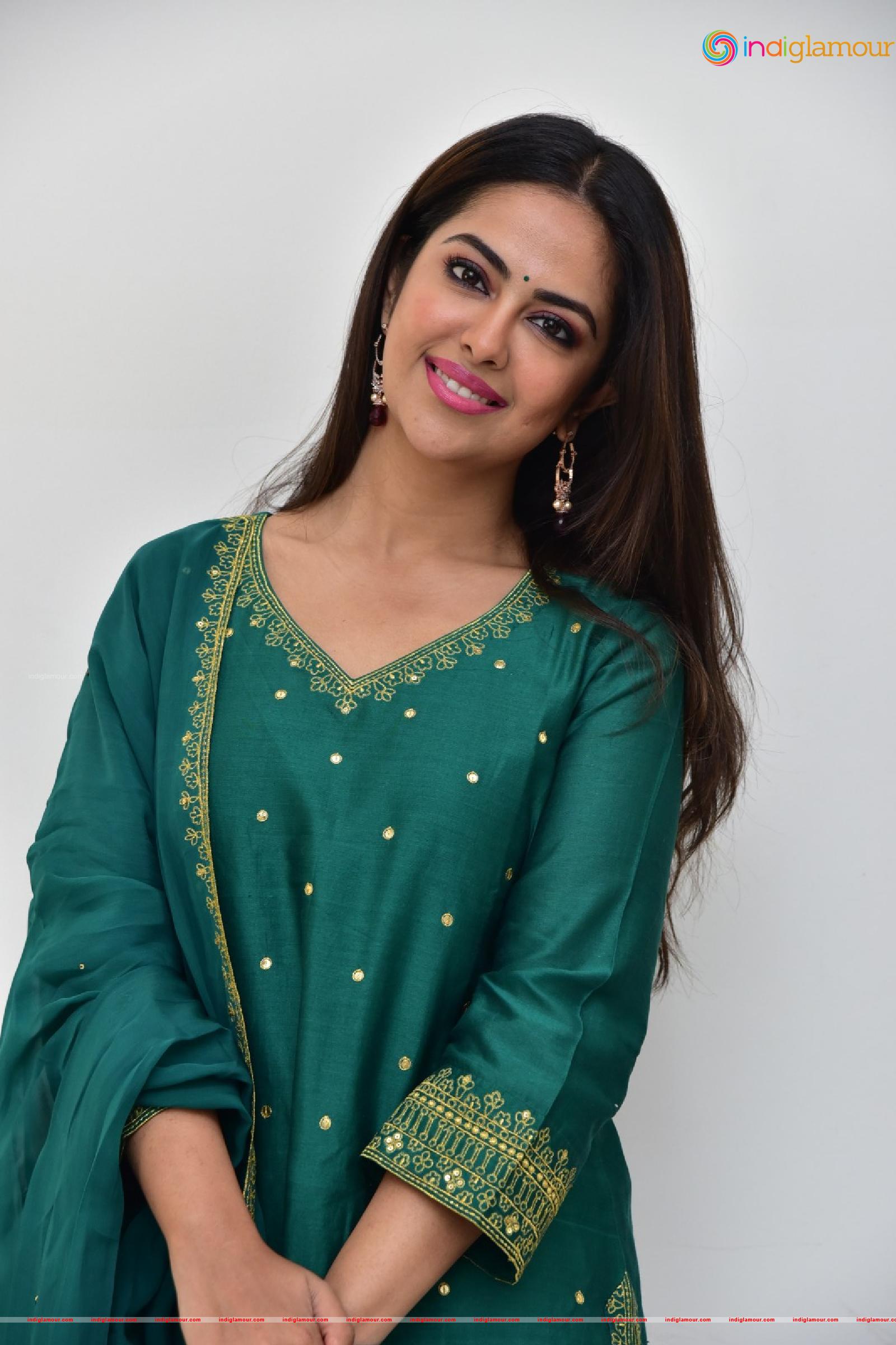 Avika Gor Actress hd photo